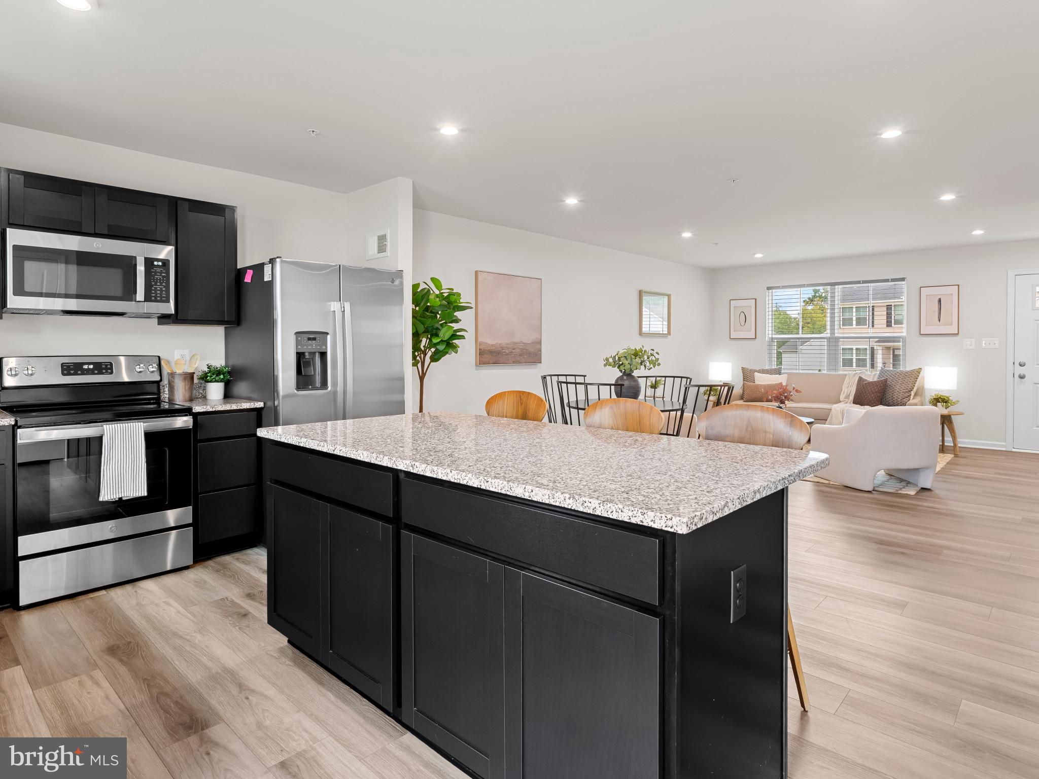 PIENTANZA WOODS - Residential