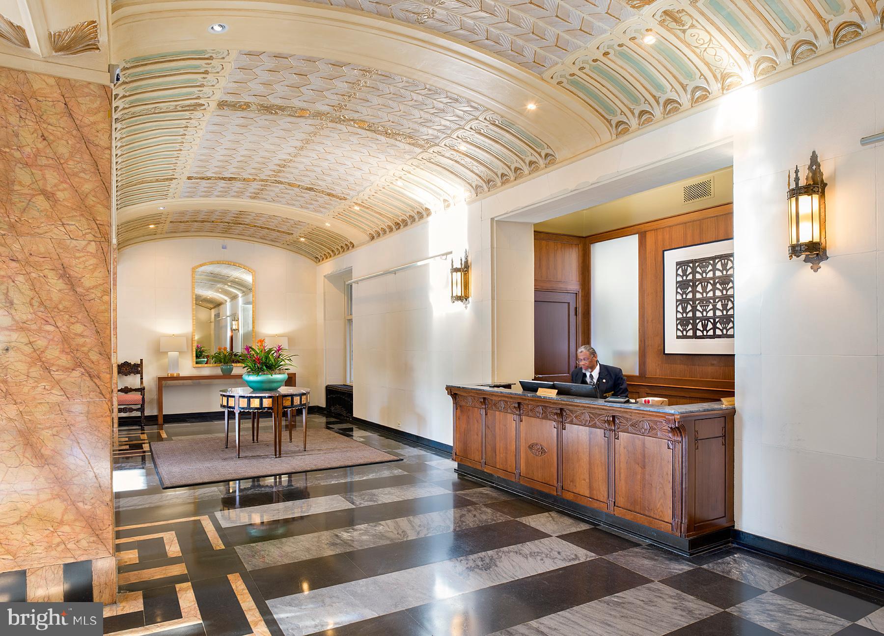 RITTENHOUSE SQUARE - Residential