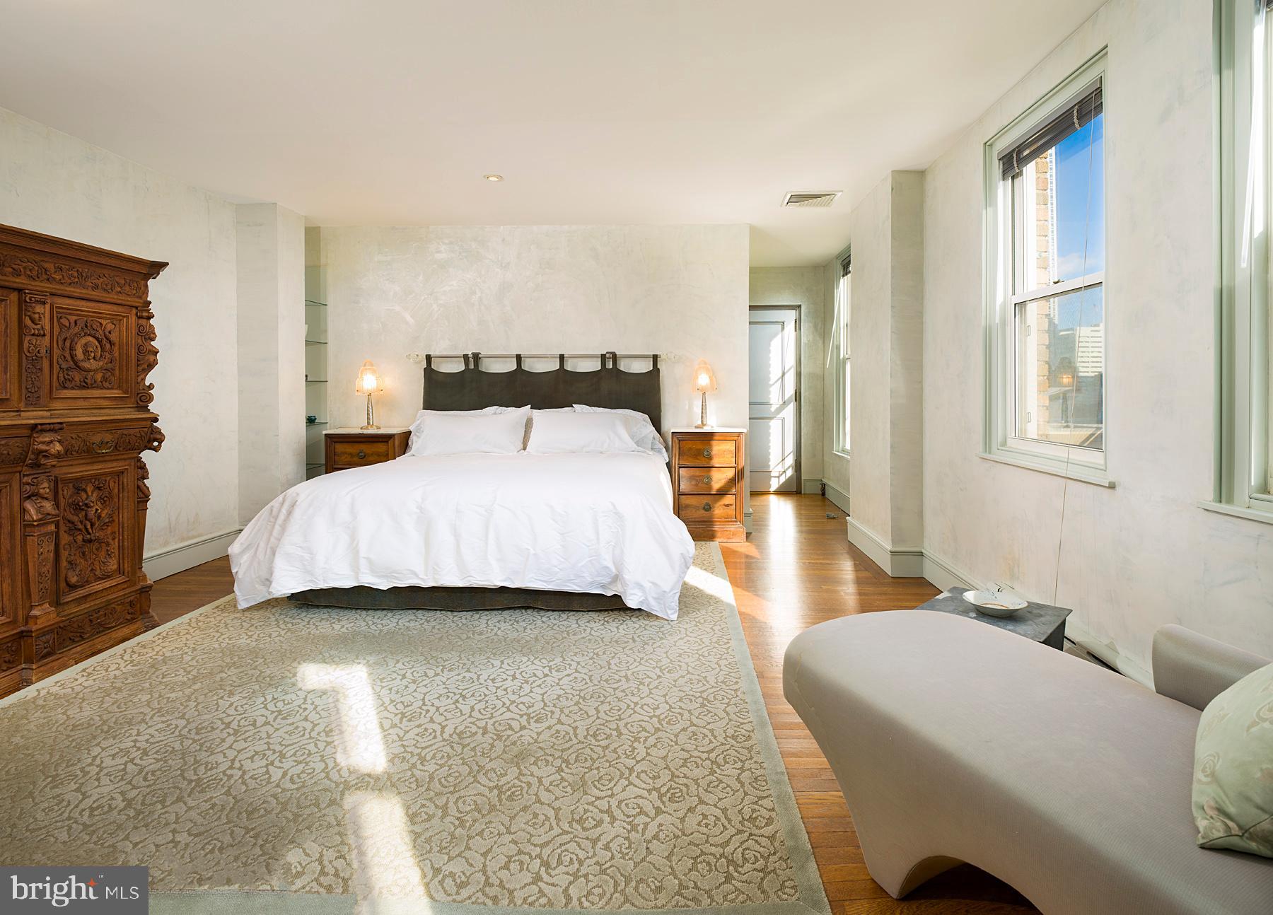 RITTENHOUSE SQUARE - Residential