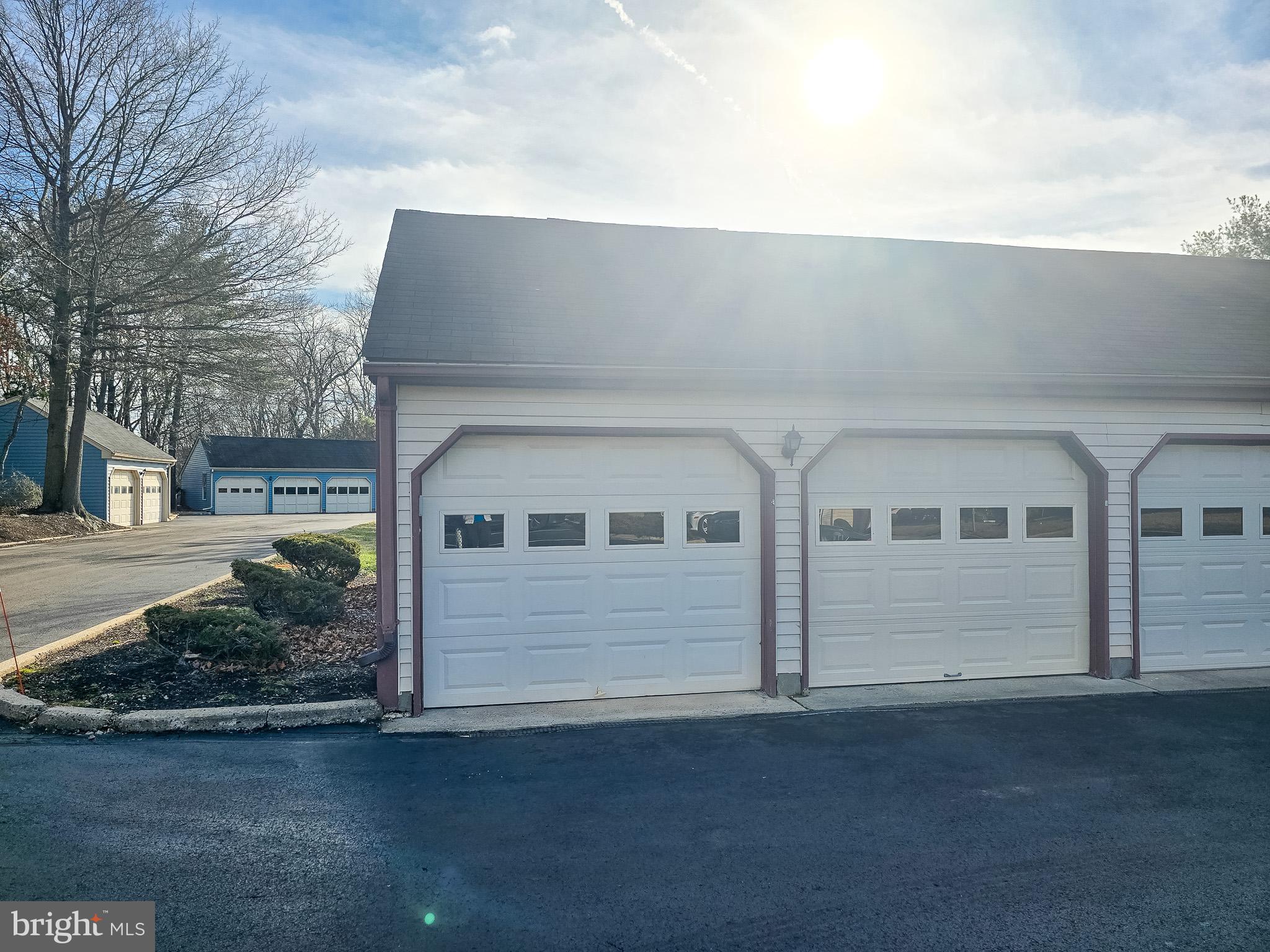 167 CONCORDIA CIRCLE E