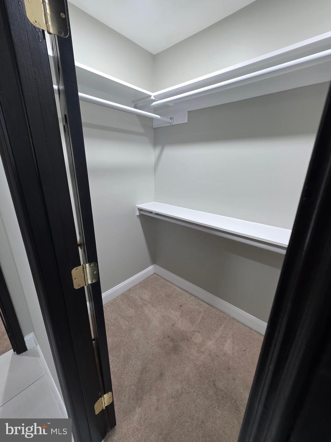 WEST LAWN - Residential