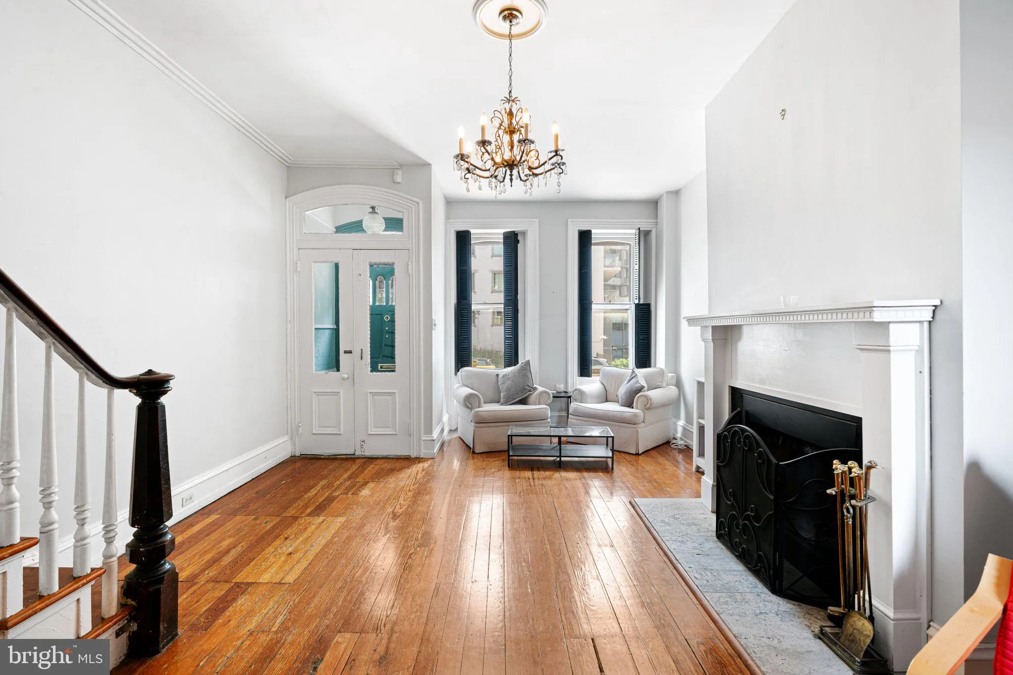 Philadelphia, Pennsylvania 19130, United States, 4 Bedrooms Bedrooms, ,3 BathroomsBathrooms,Residential,Pending,181572