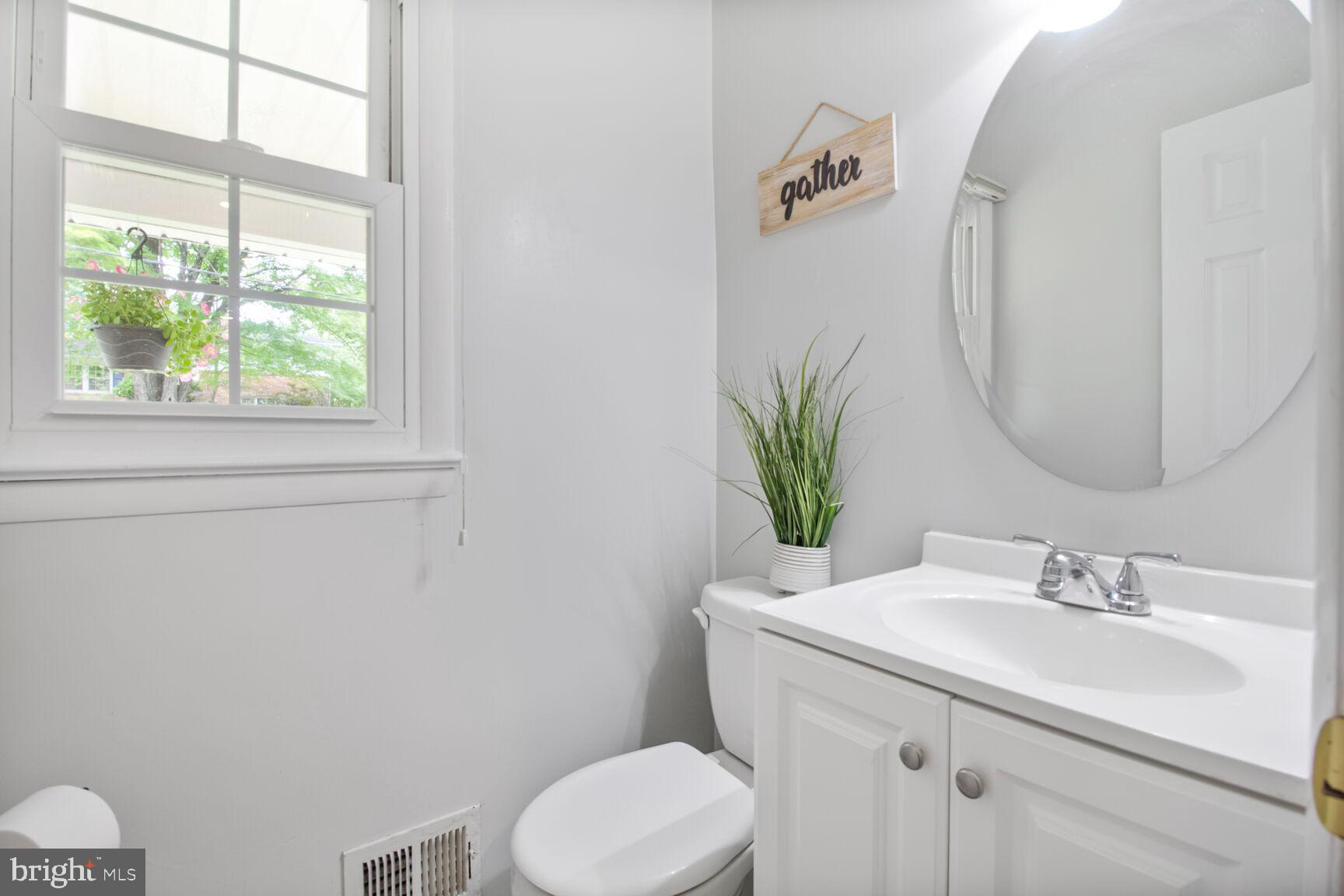 NORTHWEST BRANCH ESTATES - Residential