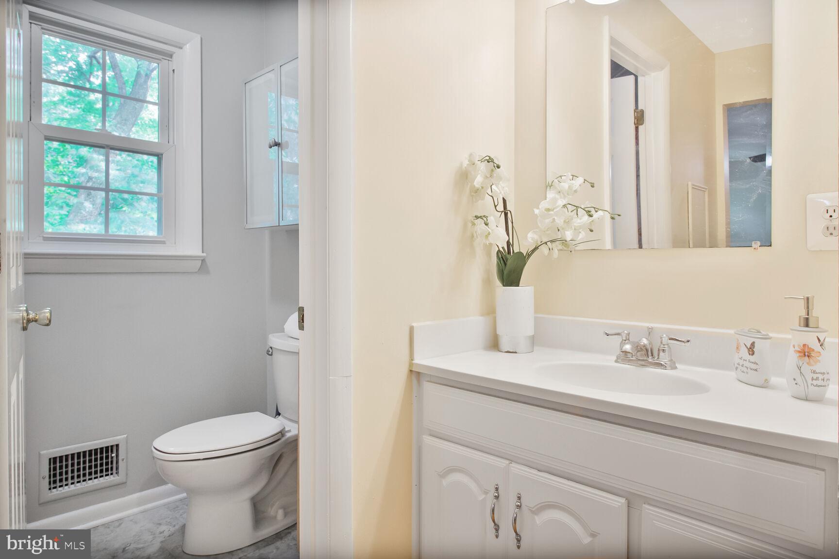 NORTHWEST BRANCH ESTATES - Residential