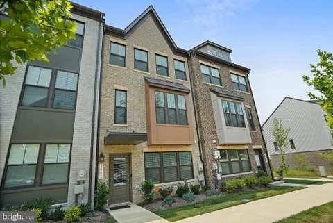 3443 Carnaby Street, Hyattsville, MD 20782 - #: MDPG2211820