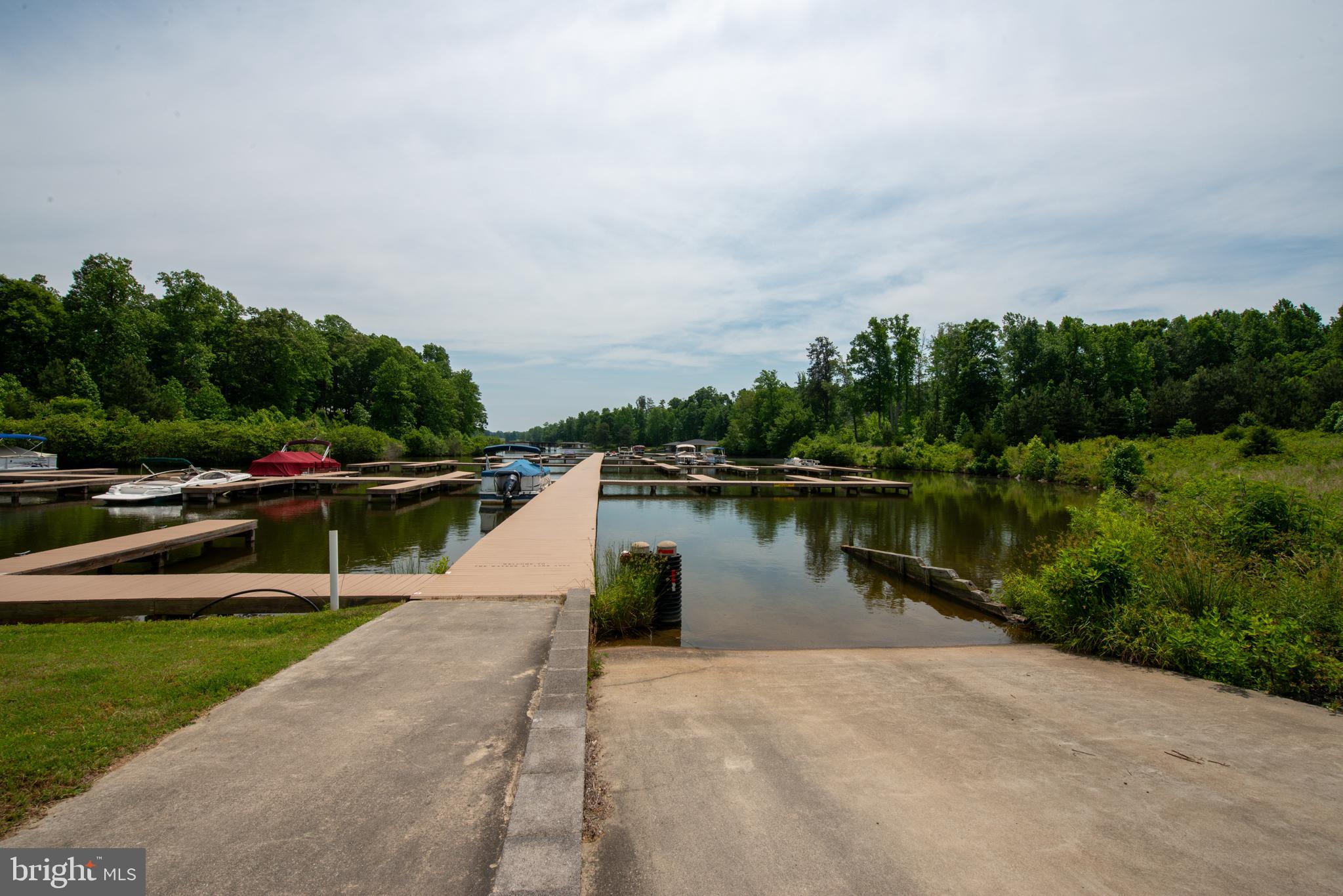 THE WATERS AT LAKE ANNA - Land