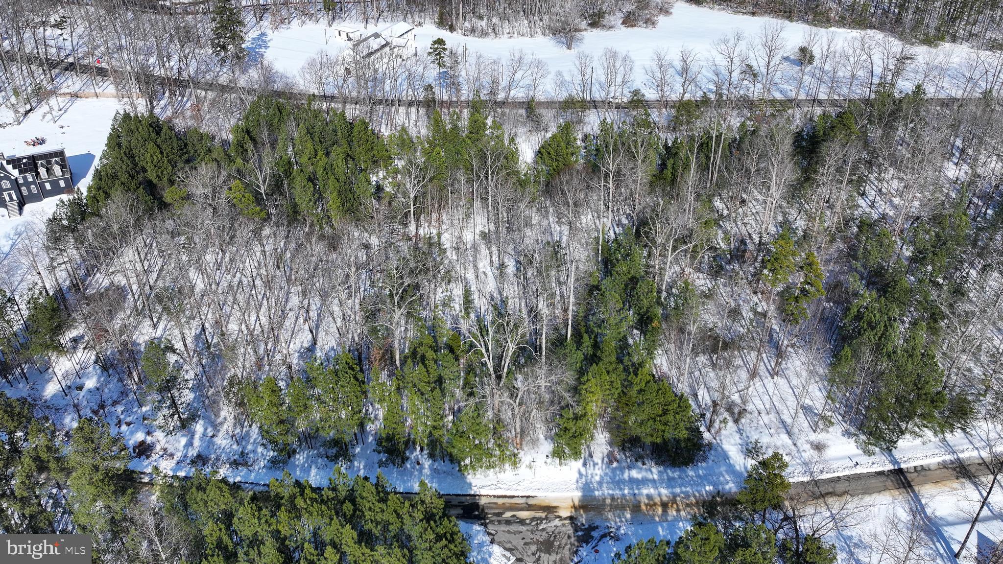 THE WATERS AT LAKE ANNA - Land