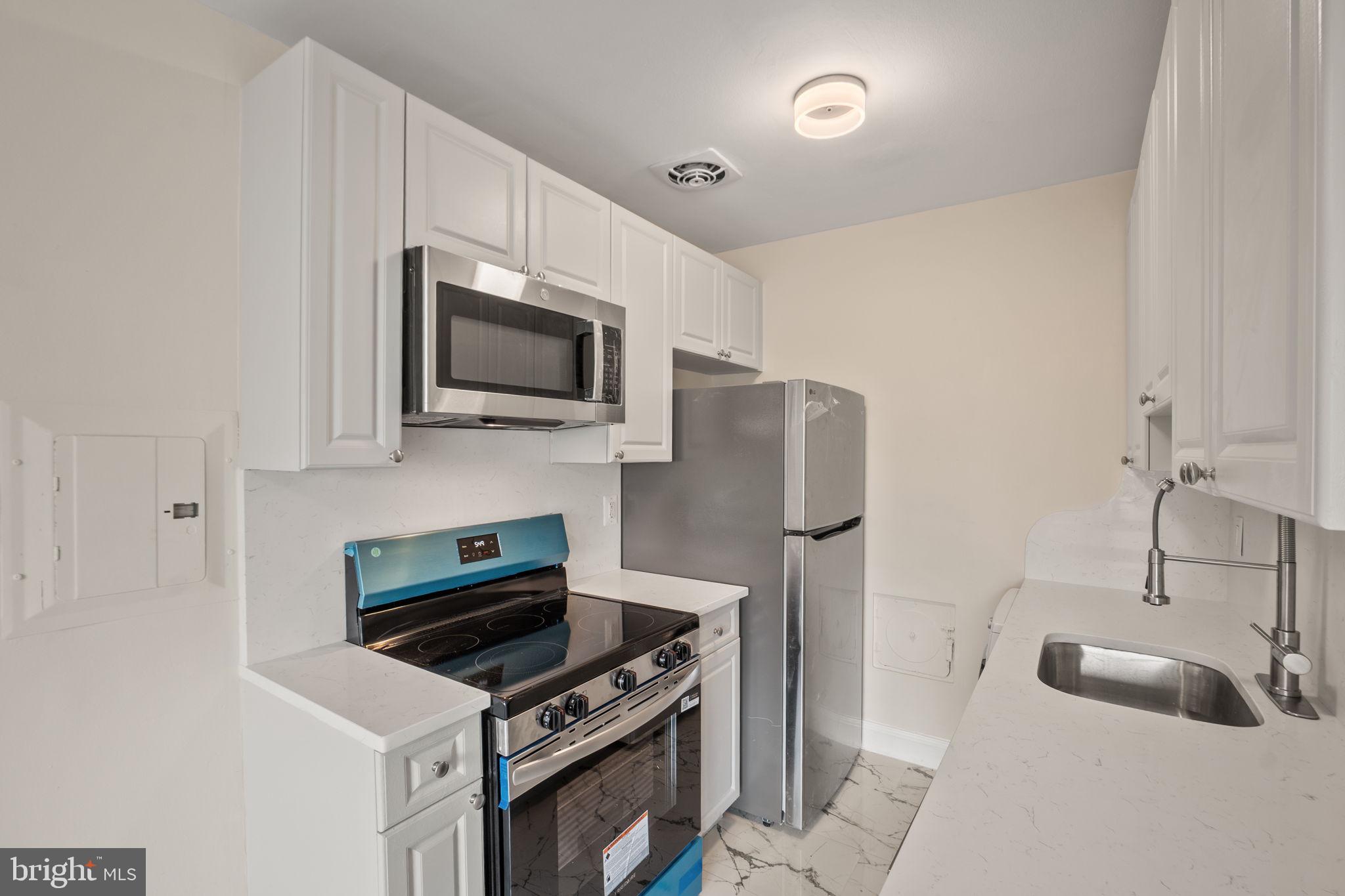 THE FAIRMONT 5601 CONDO - Residential