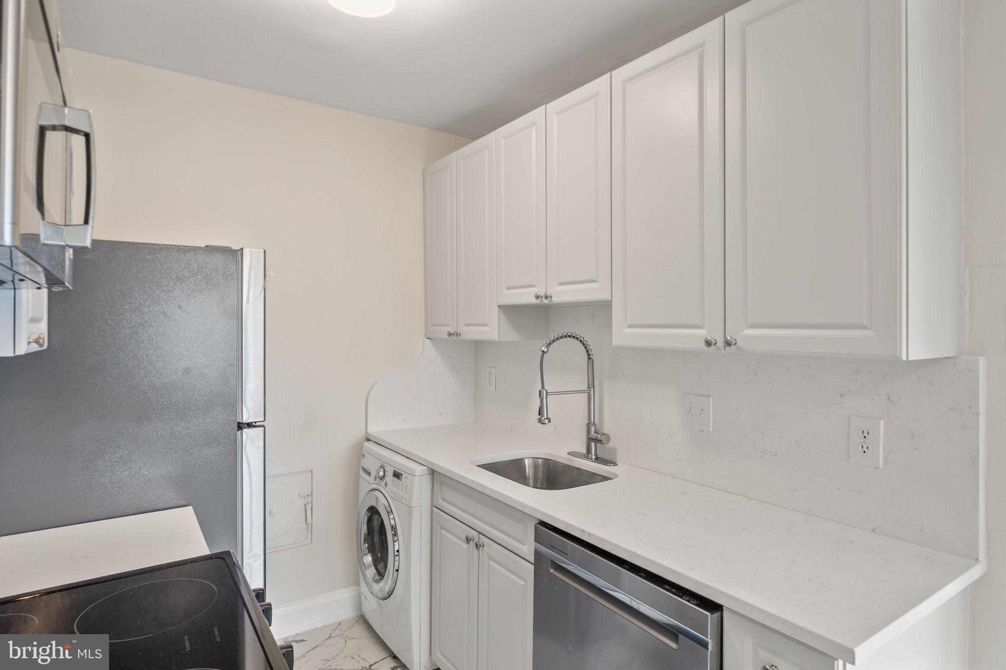 THE FAIRMONT 5601 CONDO - Residential