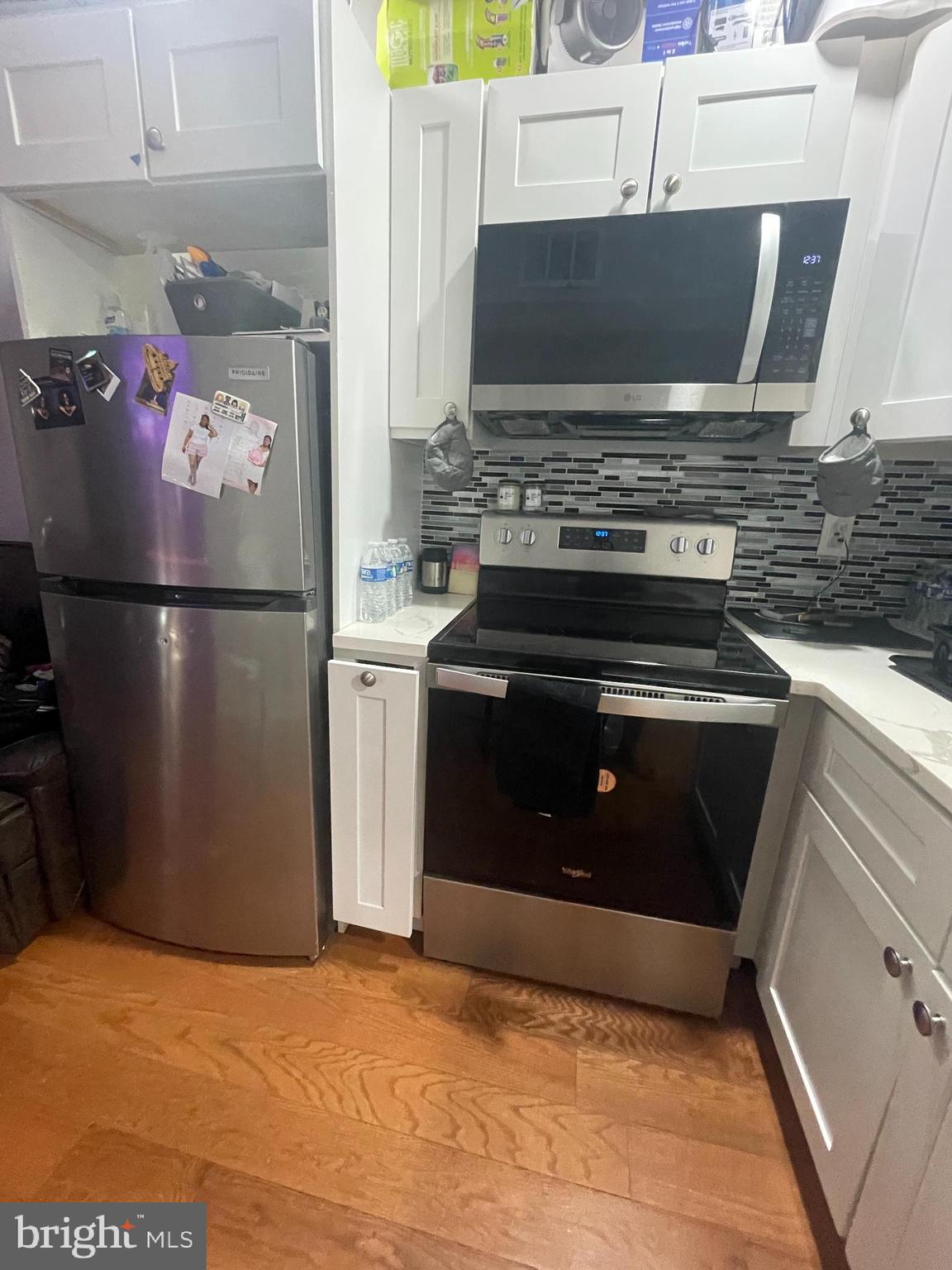 ELMWOOD PARK - Residential Income