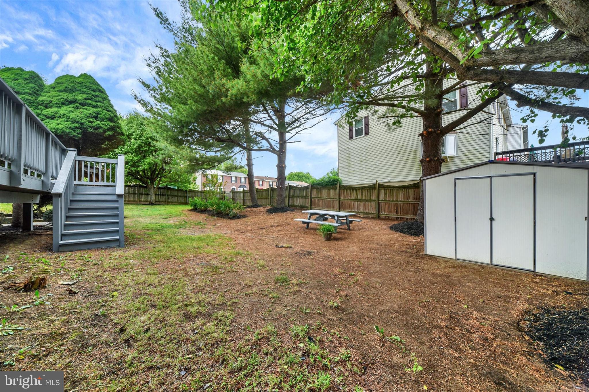 OAKHURST - Residential