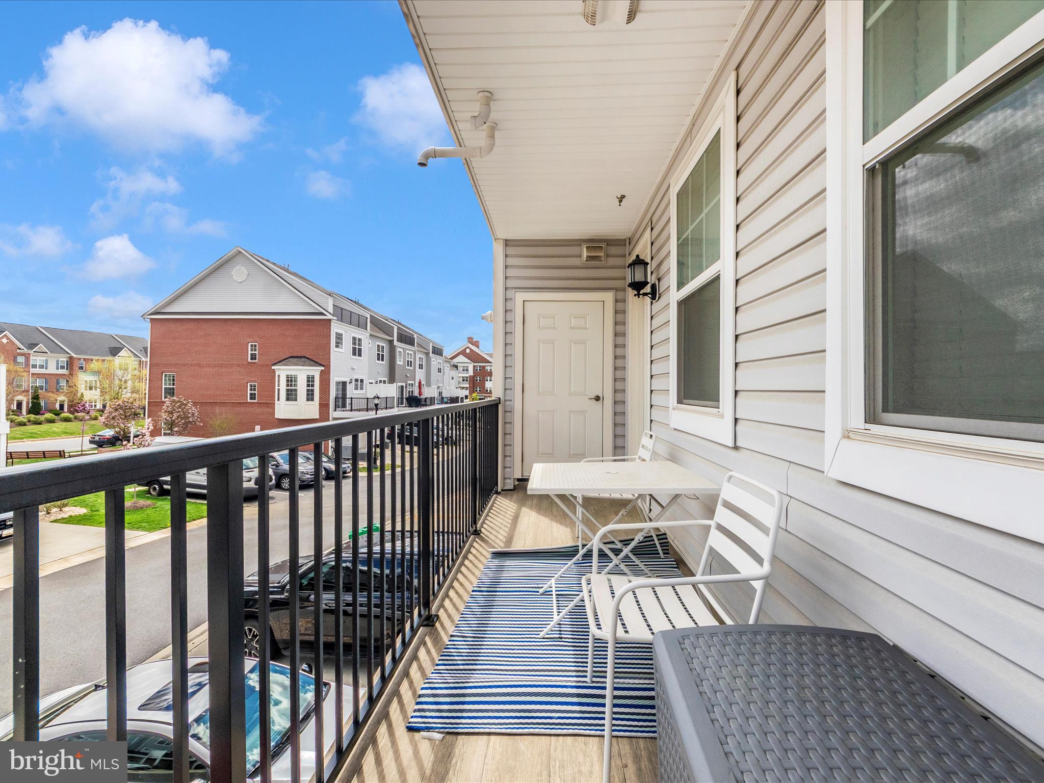 BLUE STREAM - Residential