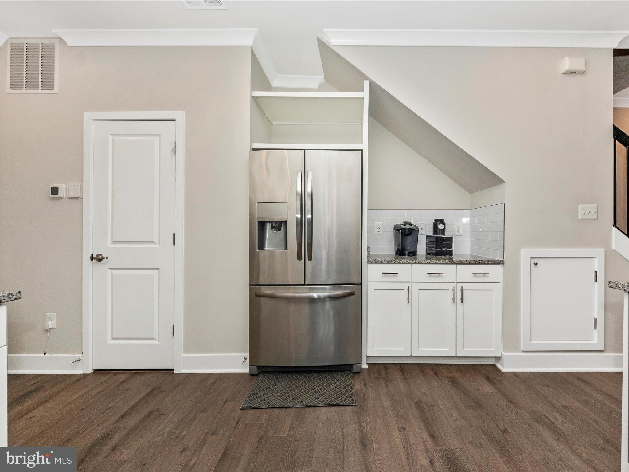 BLUE STREAM - Residential