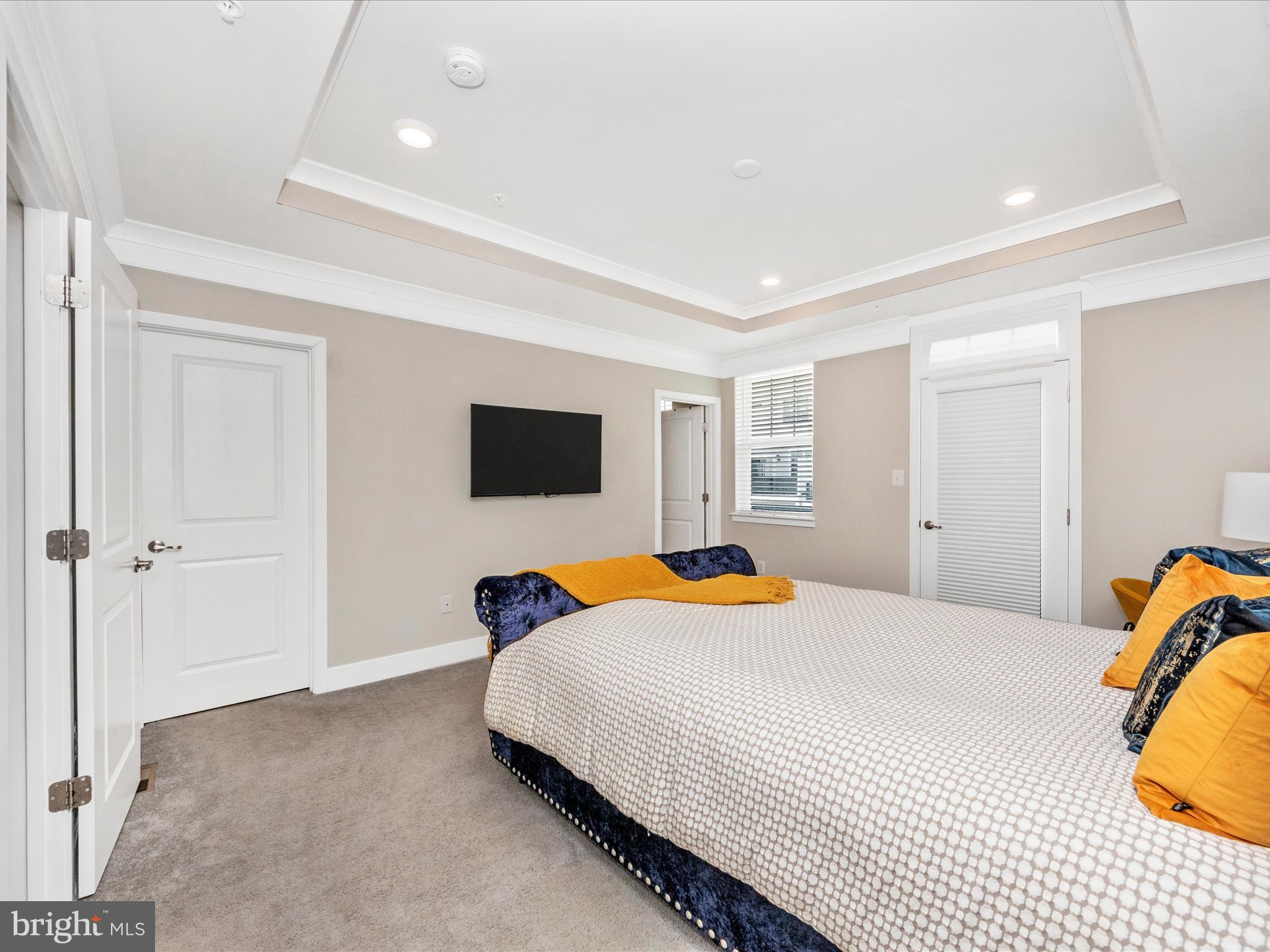 BLUE STREAM - Residential