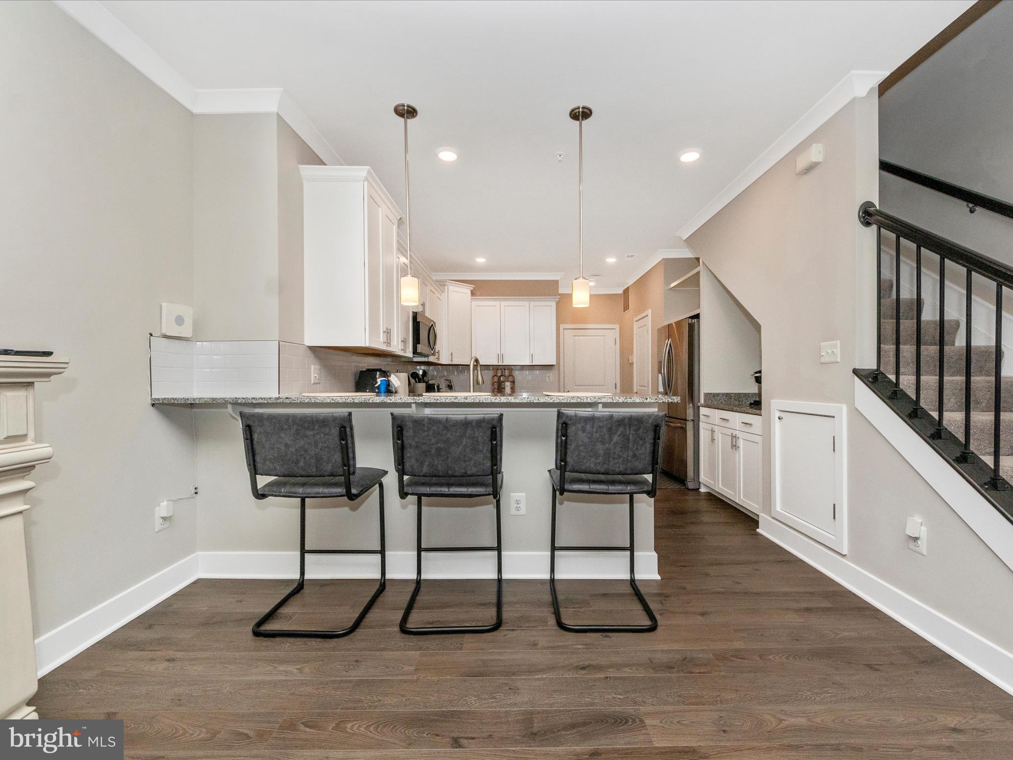 BLUE STREAM - Residential