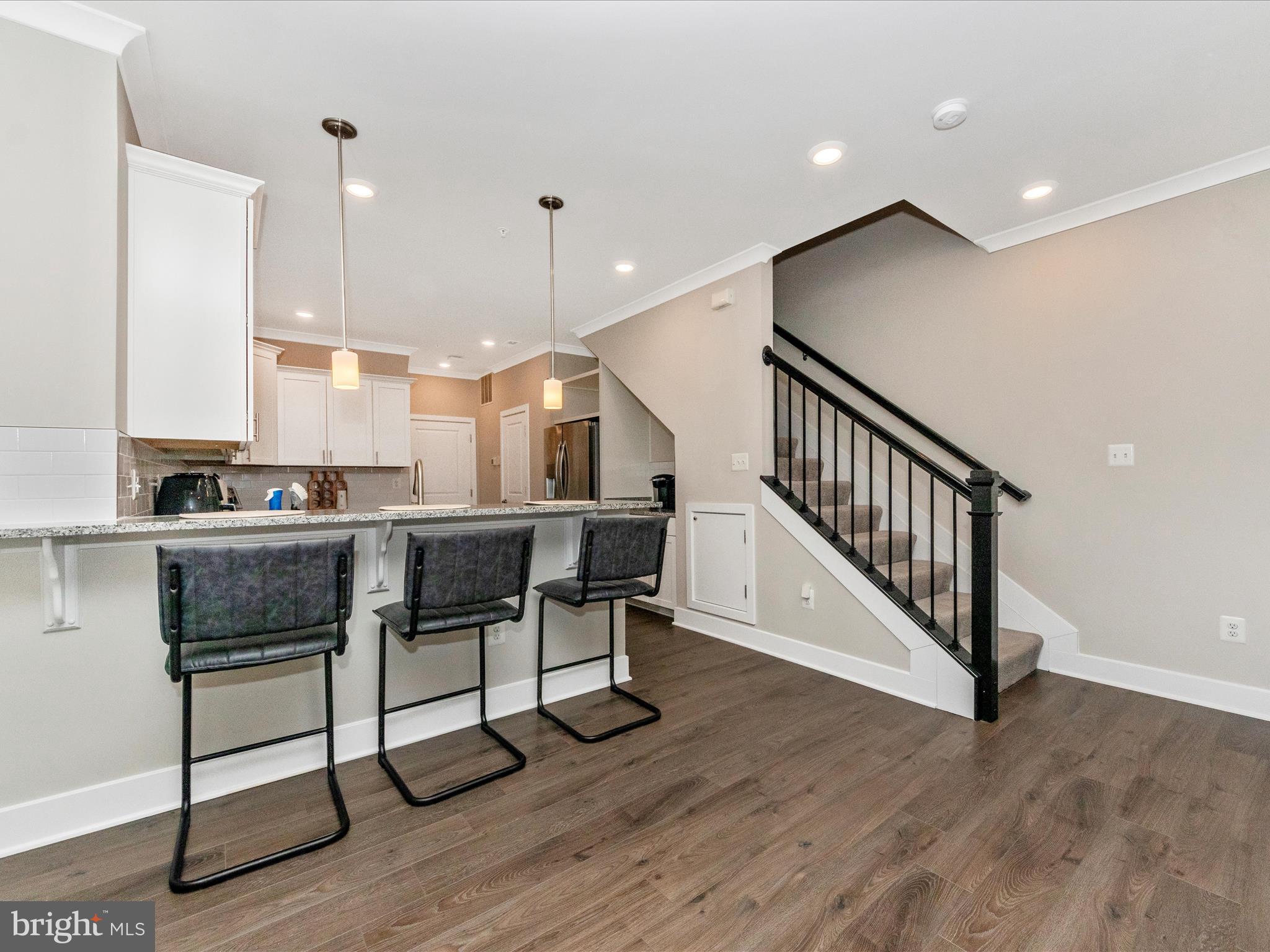 BLUE STREAM - Residential