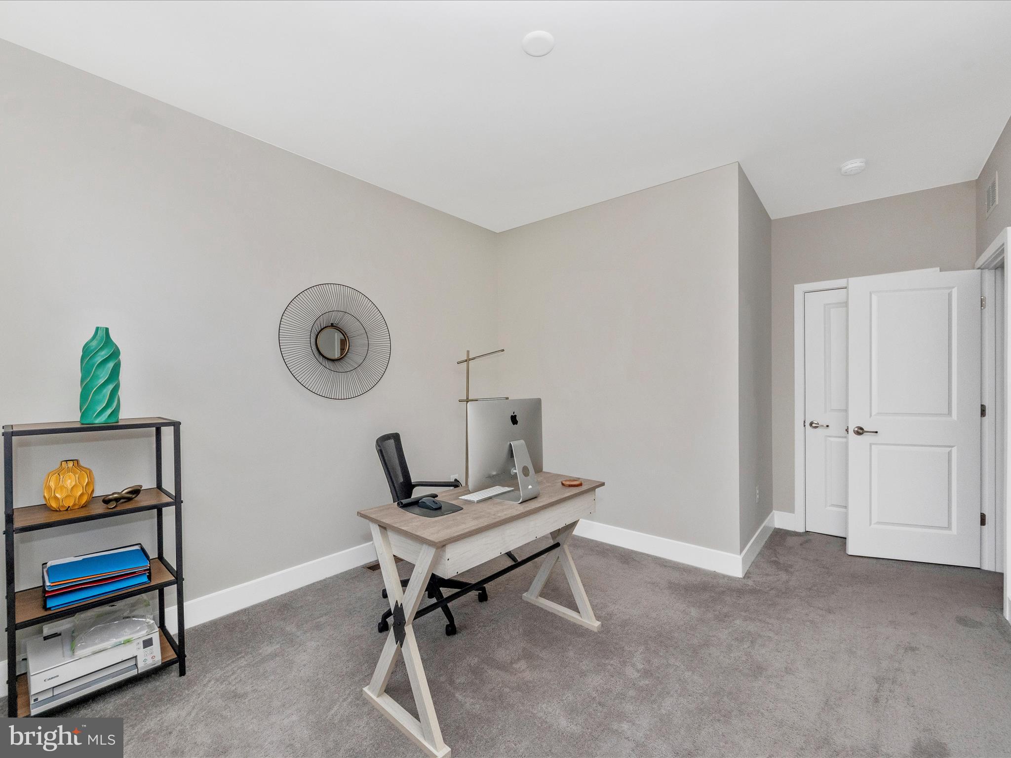 BLUE STREAM - Residential