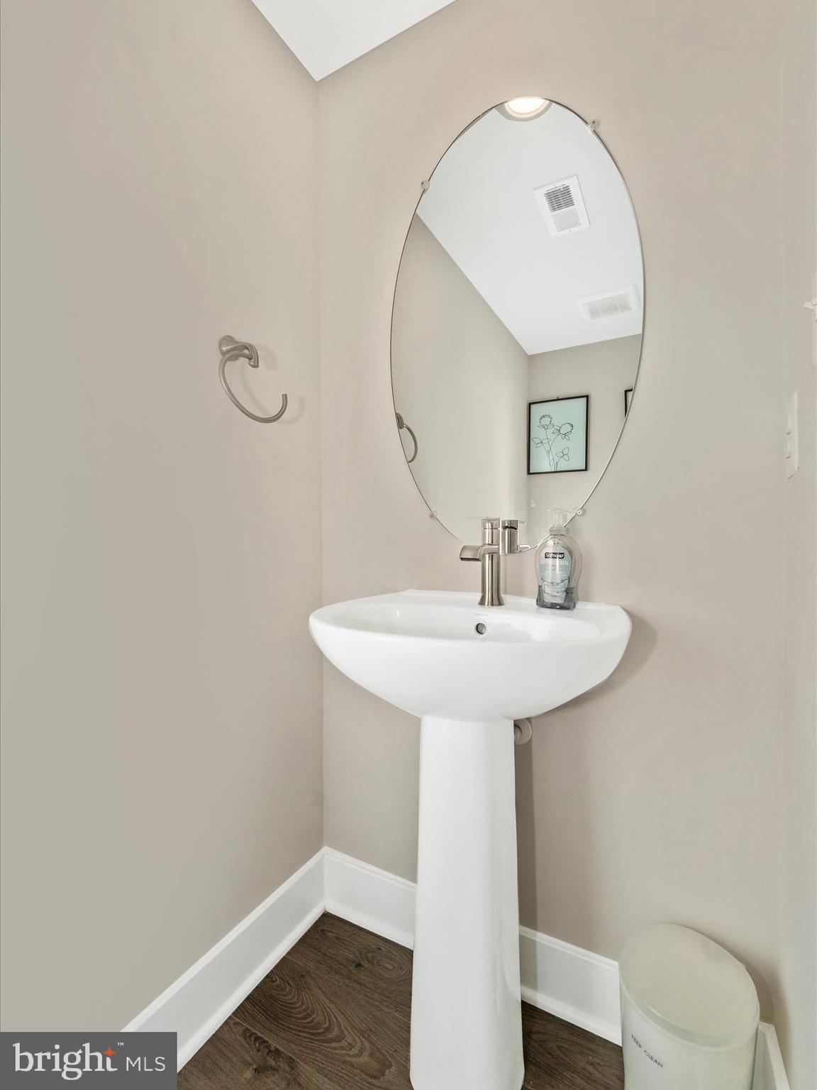 BLUE STREAM - Residential