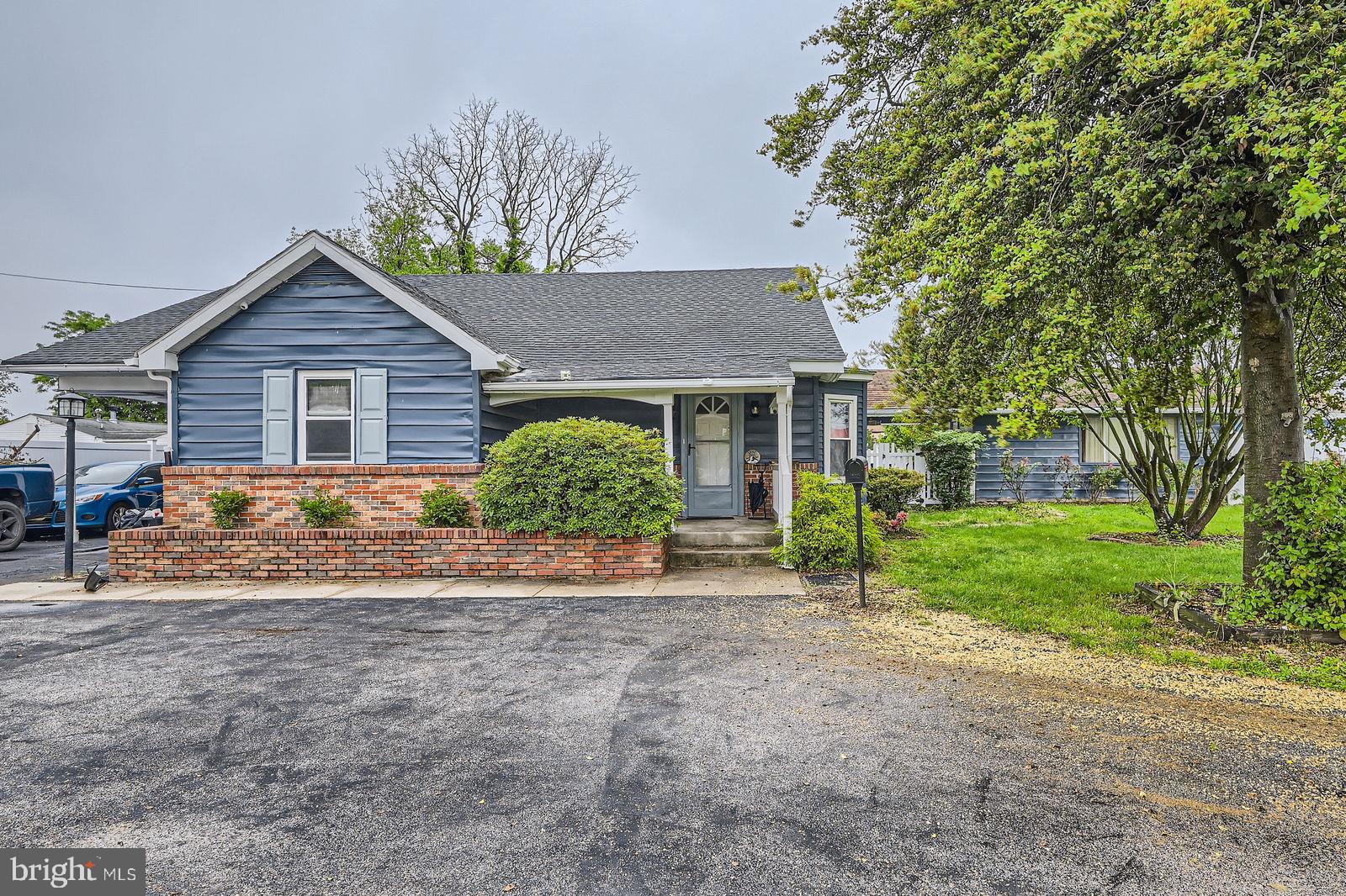 8615 OLD HARFORD ROAD