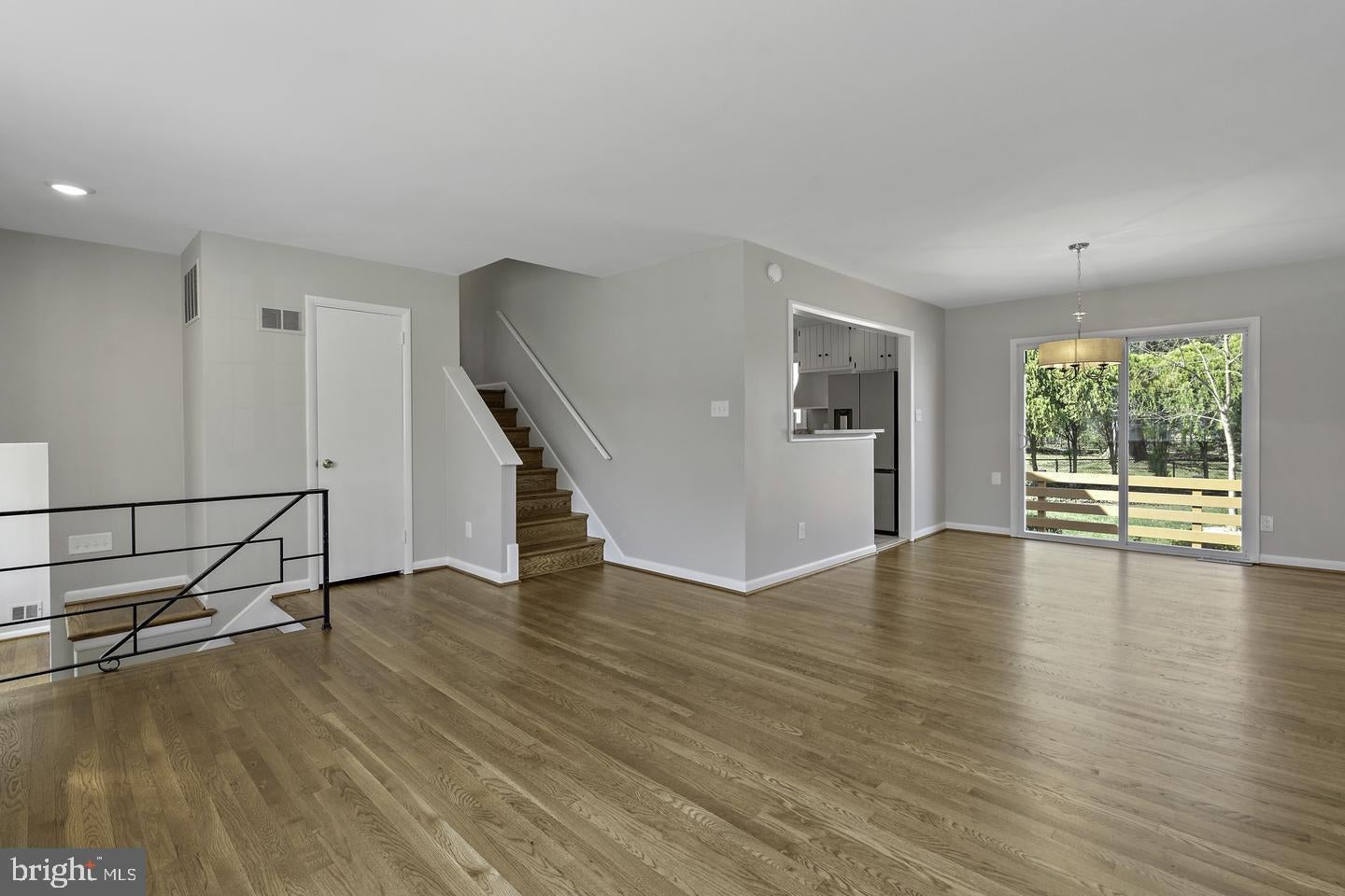8908 CHARLES AUGUSTINE DRIVE