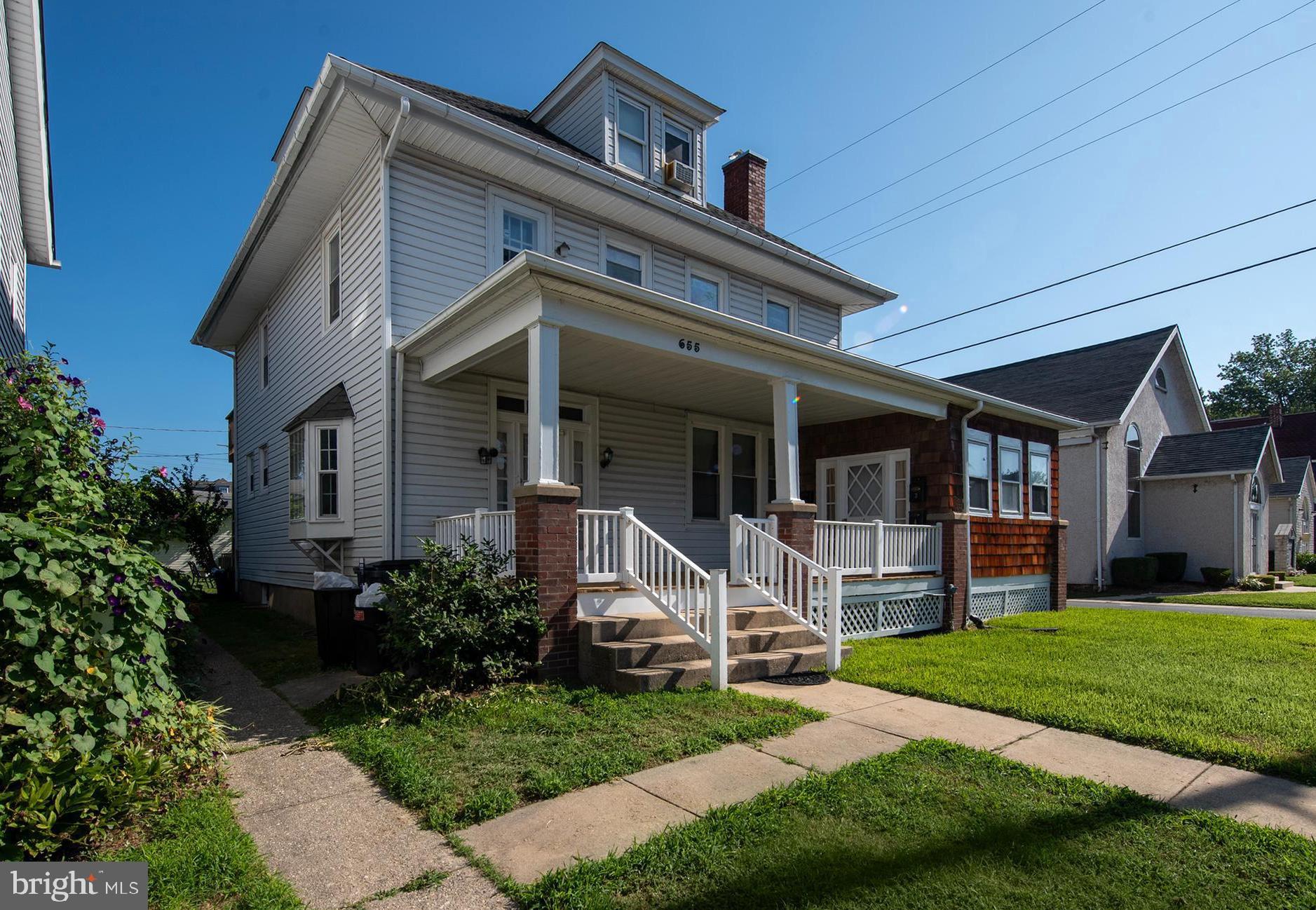 655 GREEN STREET