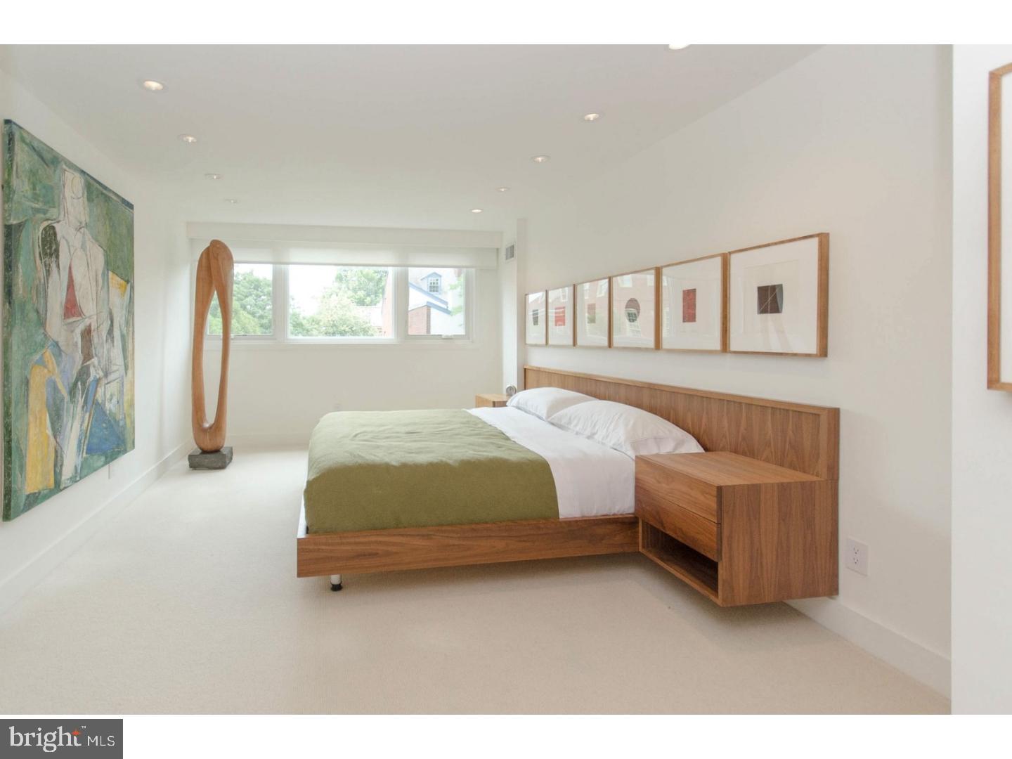 SOCIETY HILL - Residential