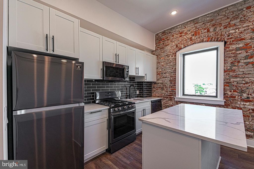 Photo of 1211 Bainbridge Street #UNIT 3D, PHILADELPHIA, PA 19147 (MLS # PAPH2587674)