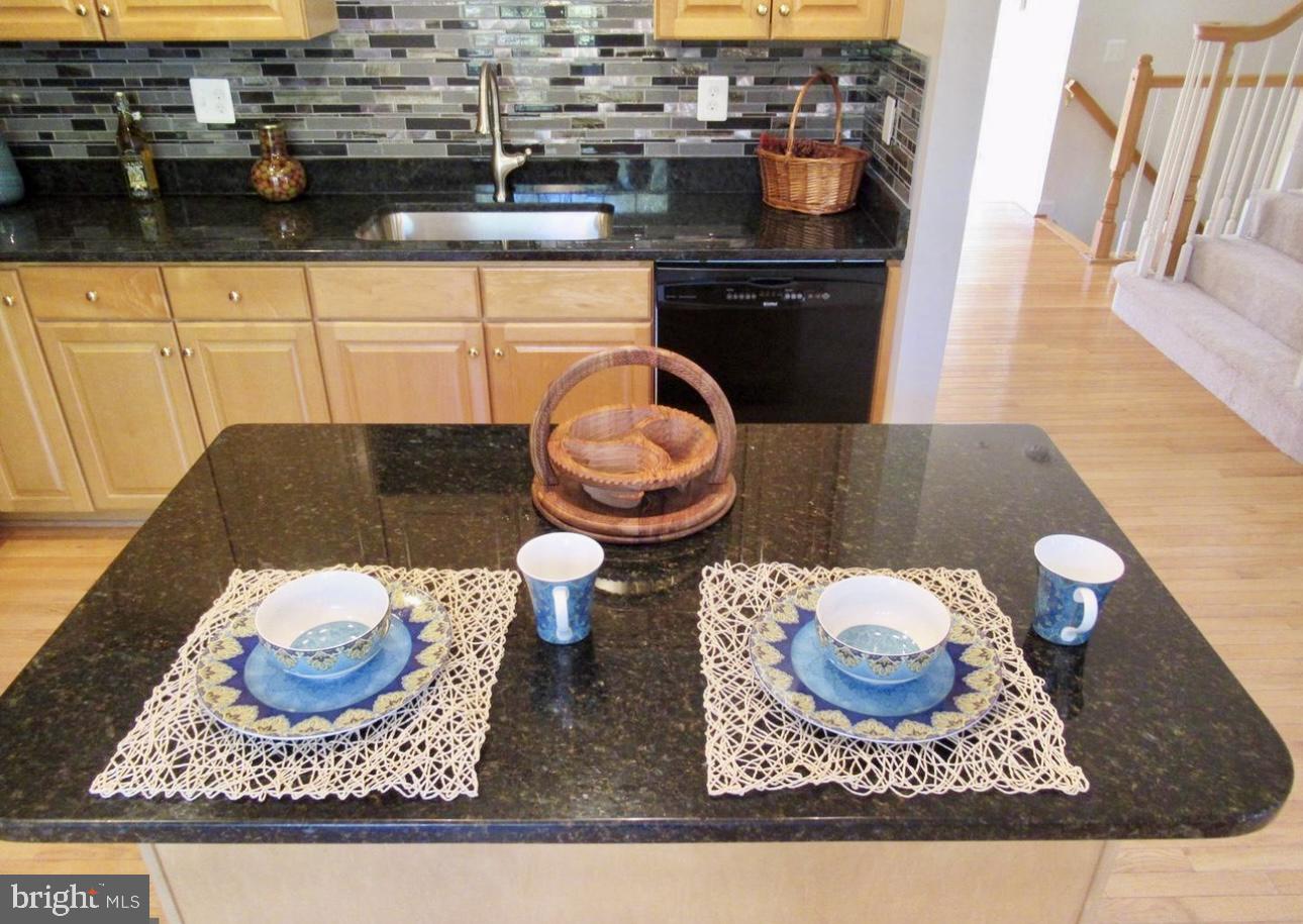 PT ROCKVILLE TWN RES 3 - Residential Lease