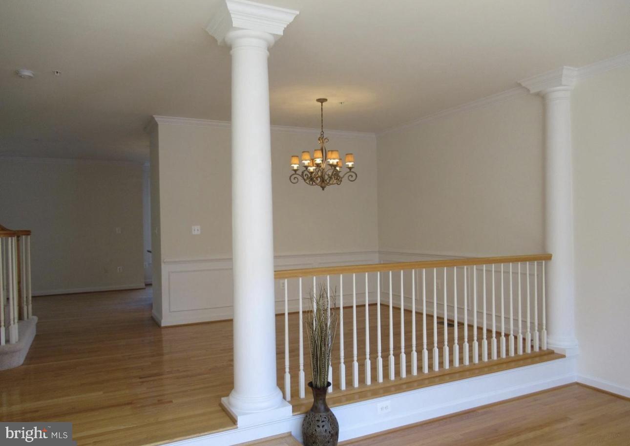 PT ROCKVILLE TWN RES 3 - Residential Lease