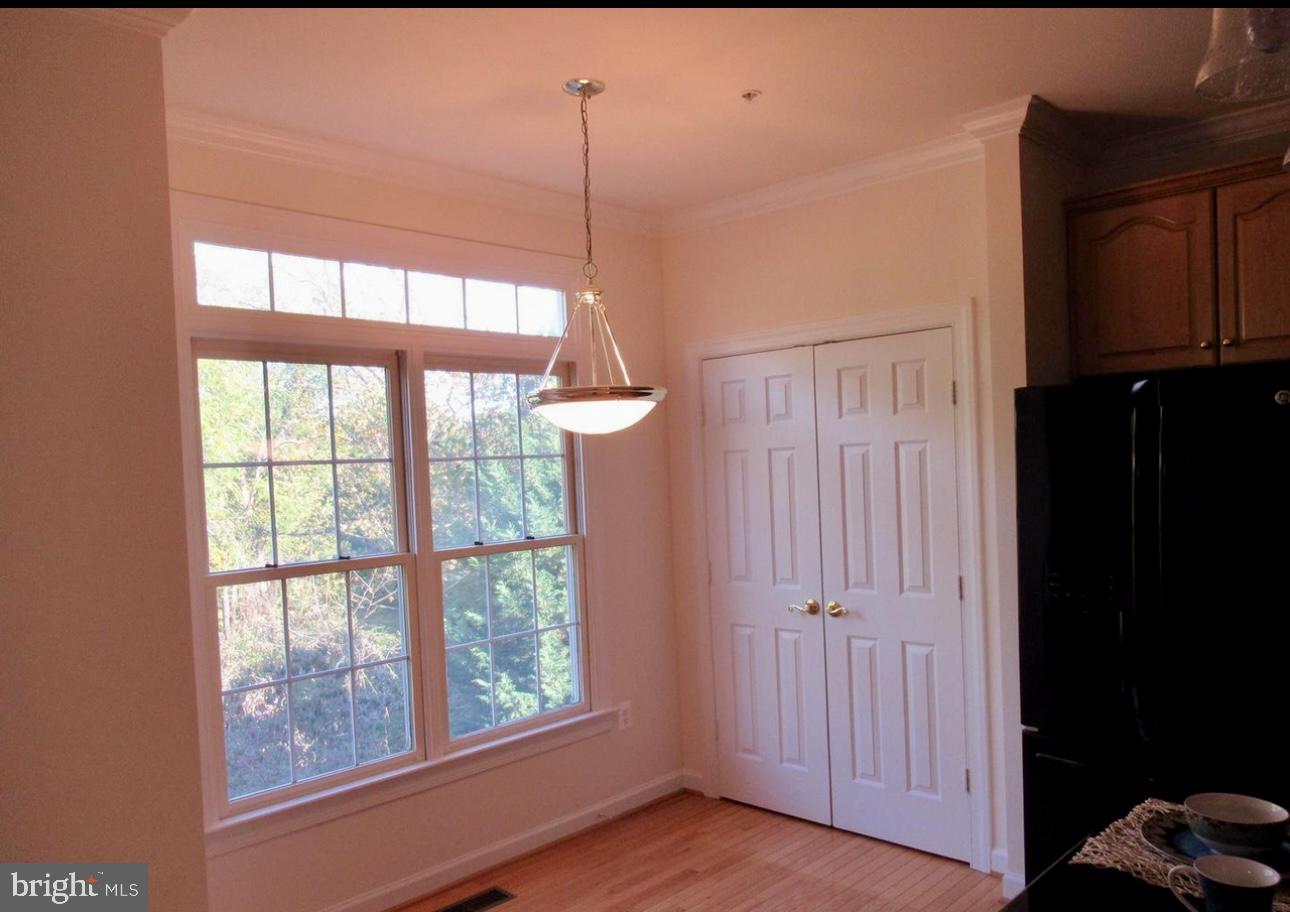 PT ROCKVILLE TWN RES 3 - Residential Lease