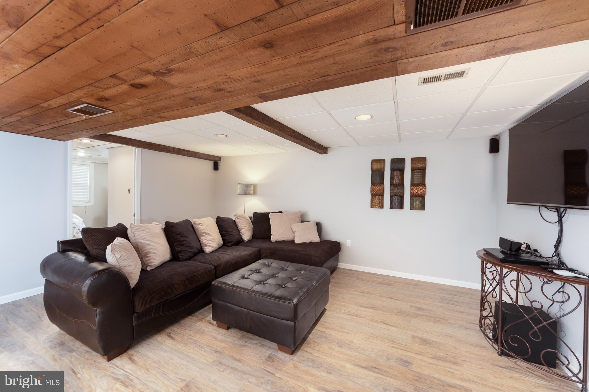 MILL MAR HILLS - Residential