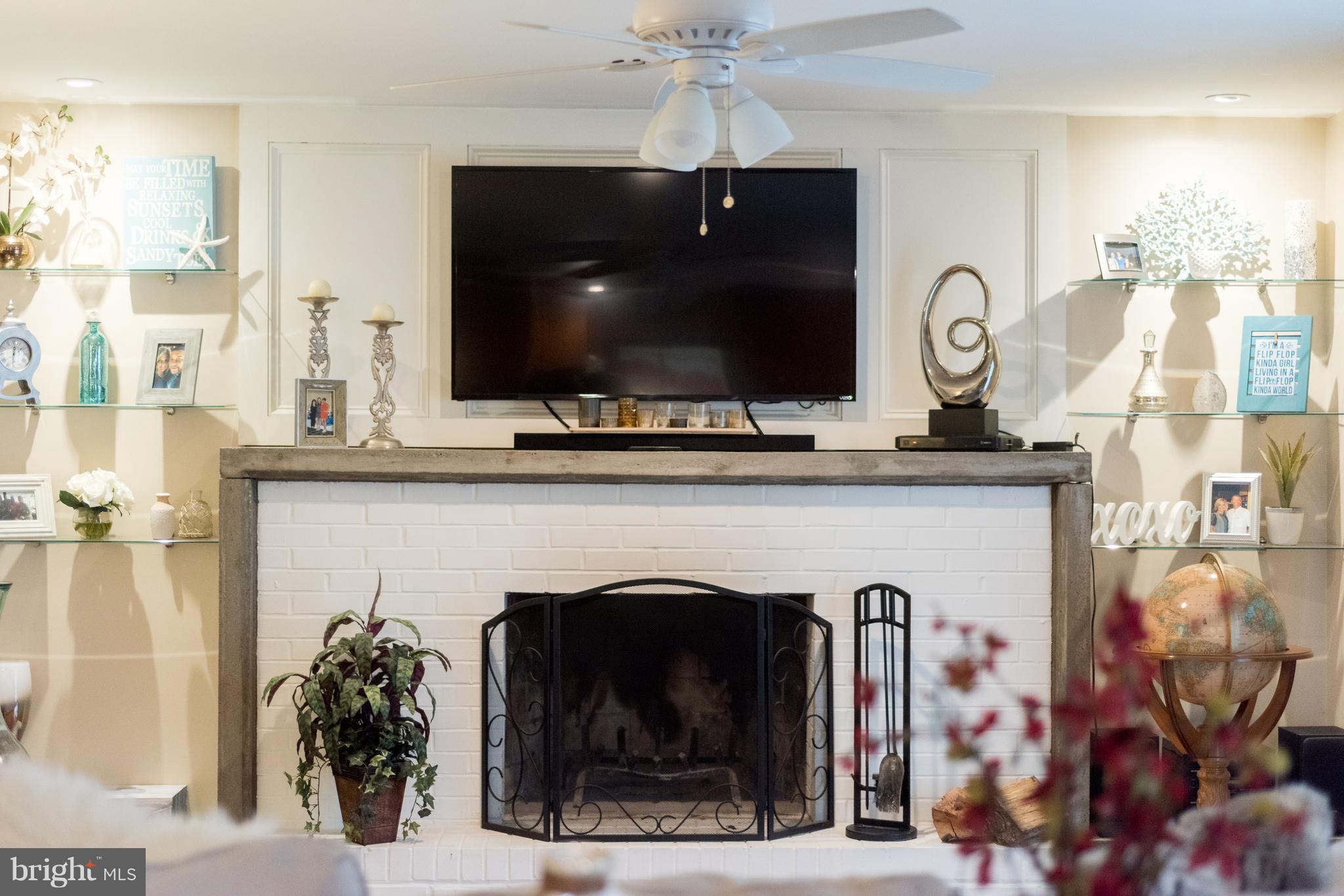 MILL MAR HILLS - Residential