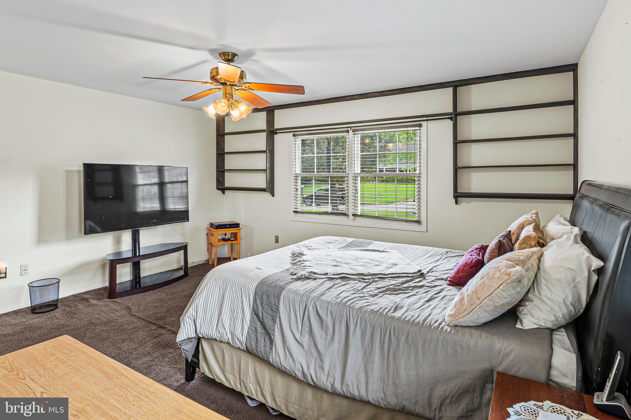 LONGRIDGE AT BELAIR - Residential