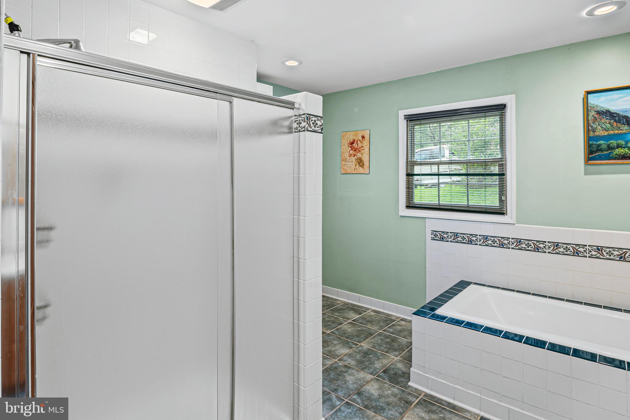 LONGRIDGE AT BELAIR - Residential