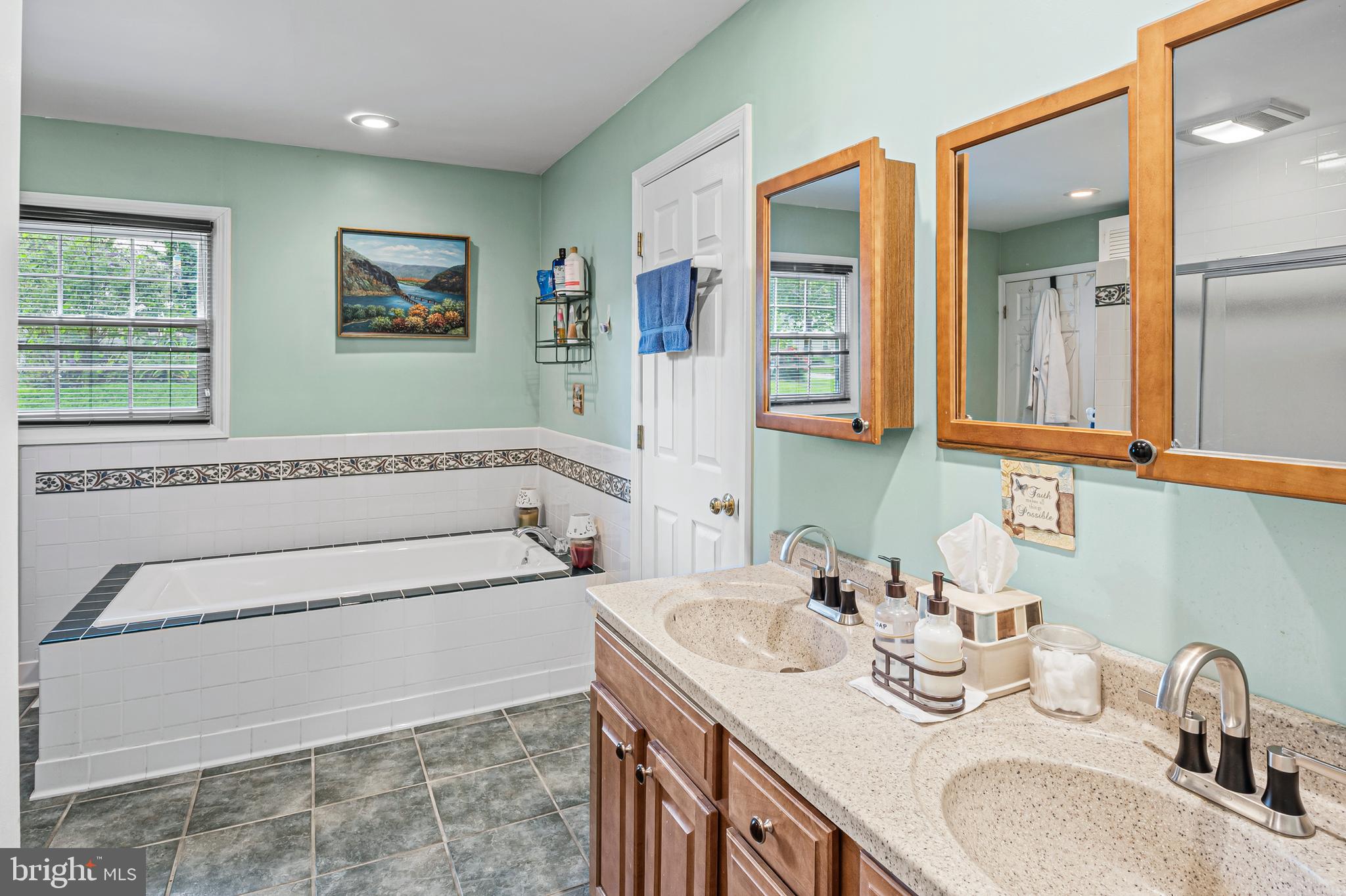 LONGRIDGE AT BELAIR - Residential