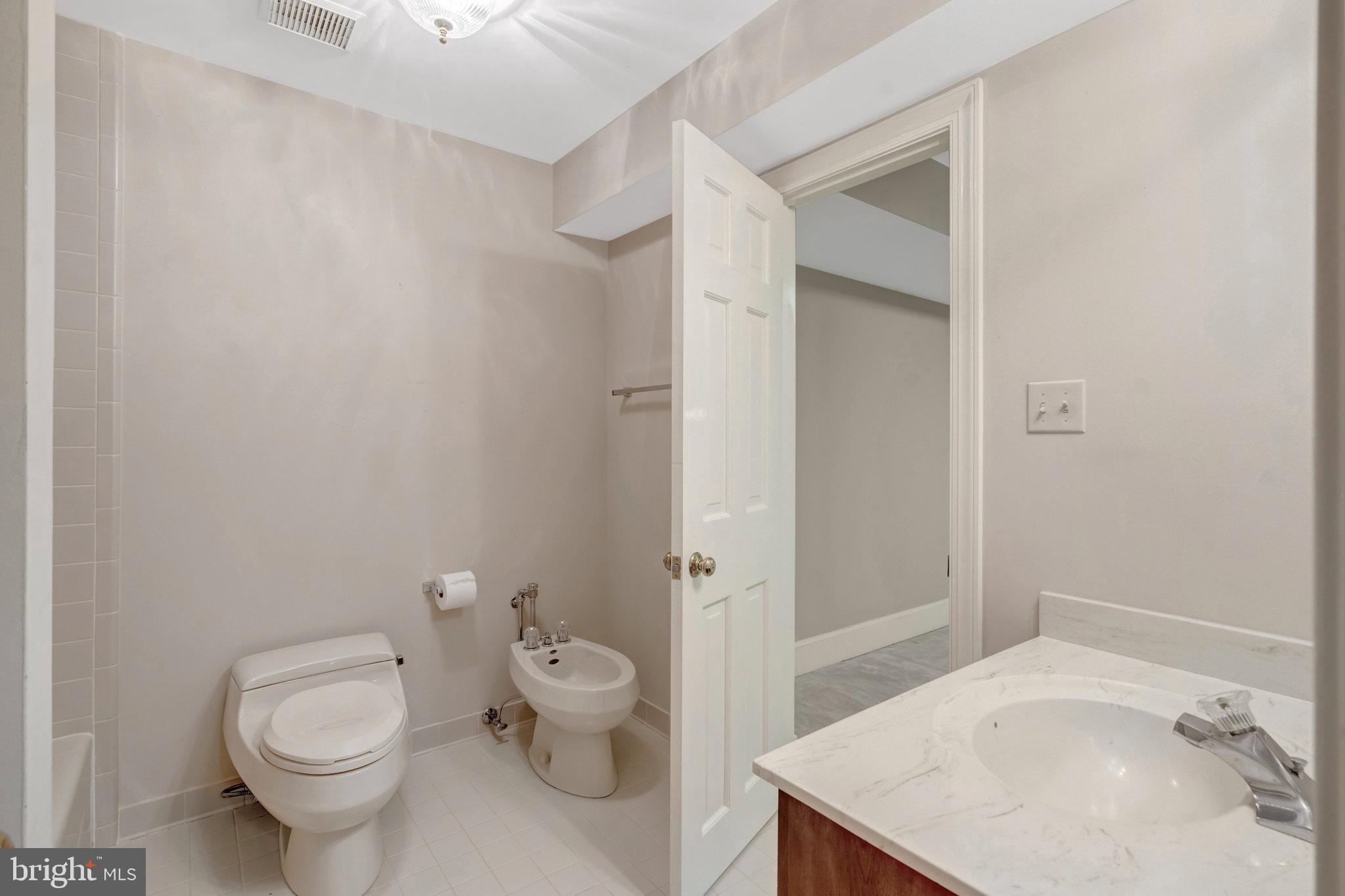 GEORGETOWN PLACE - Residential