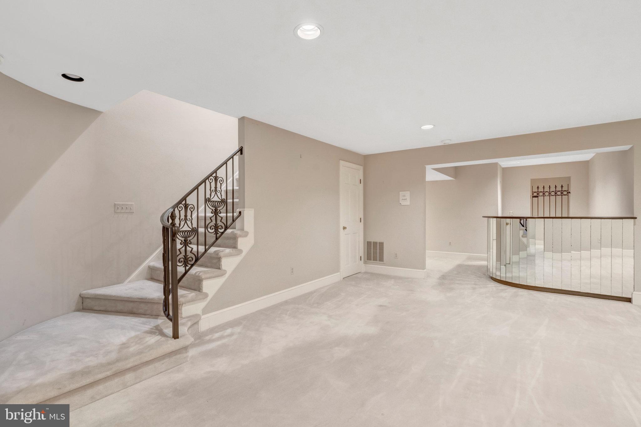 GEORGETOWN PLACE - Residential