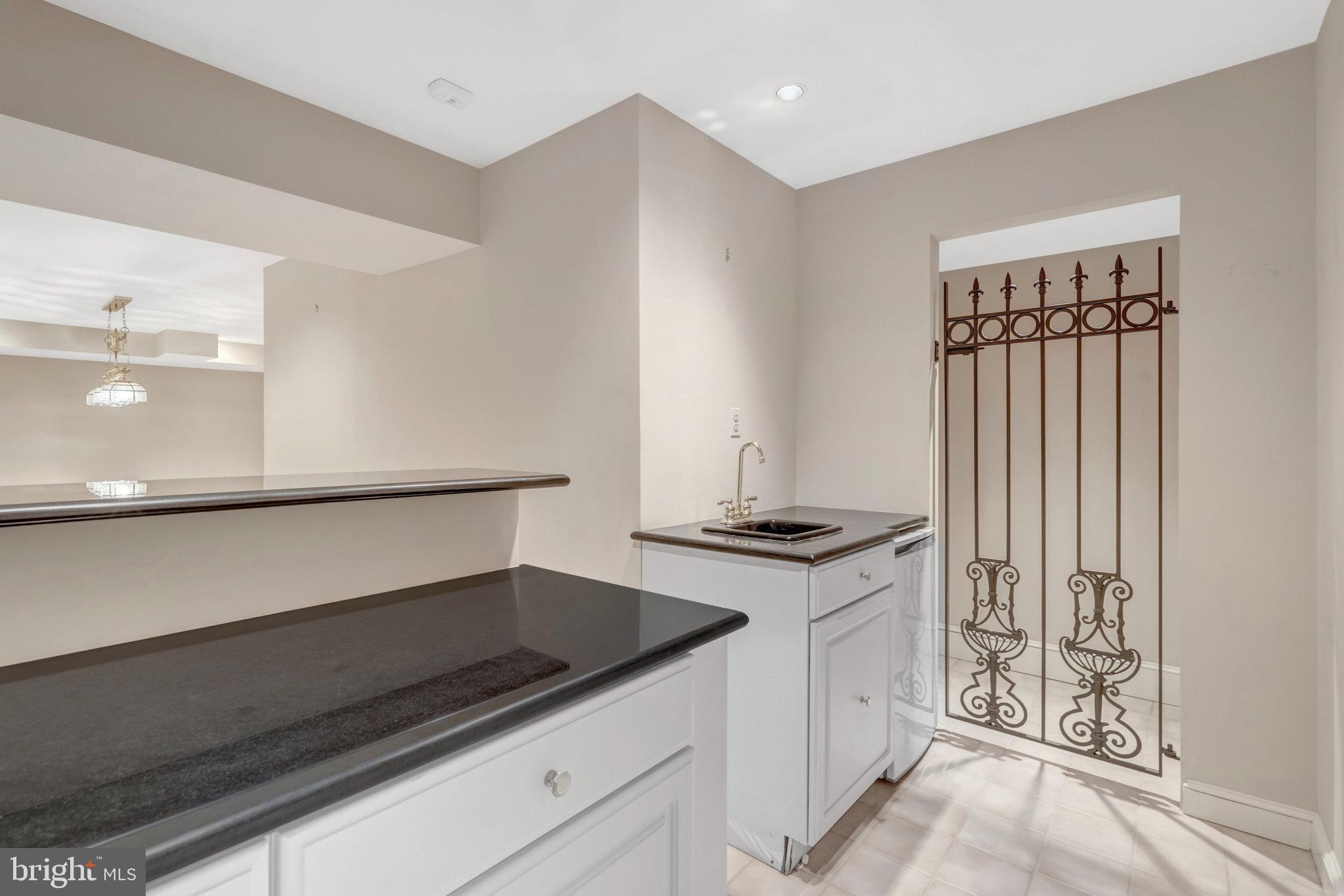 GEORGETOWN PLACE - Residential