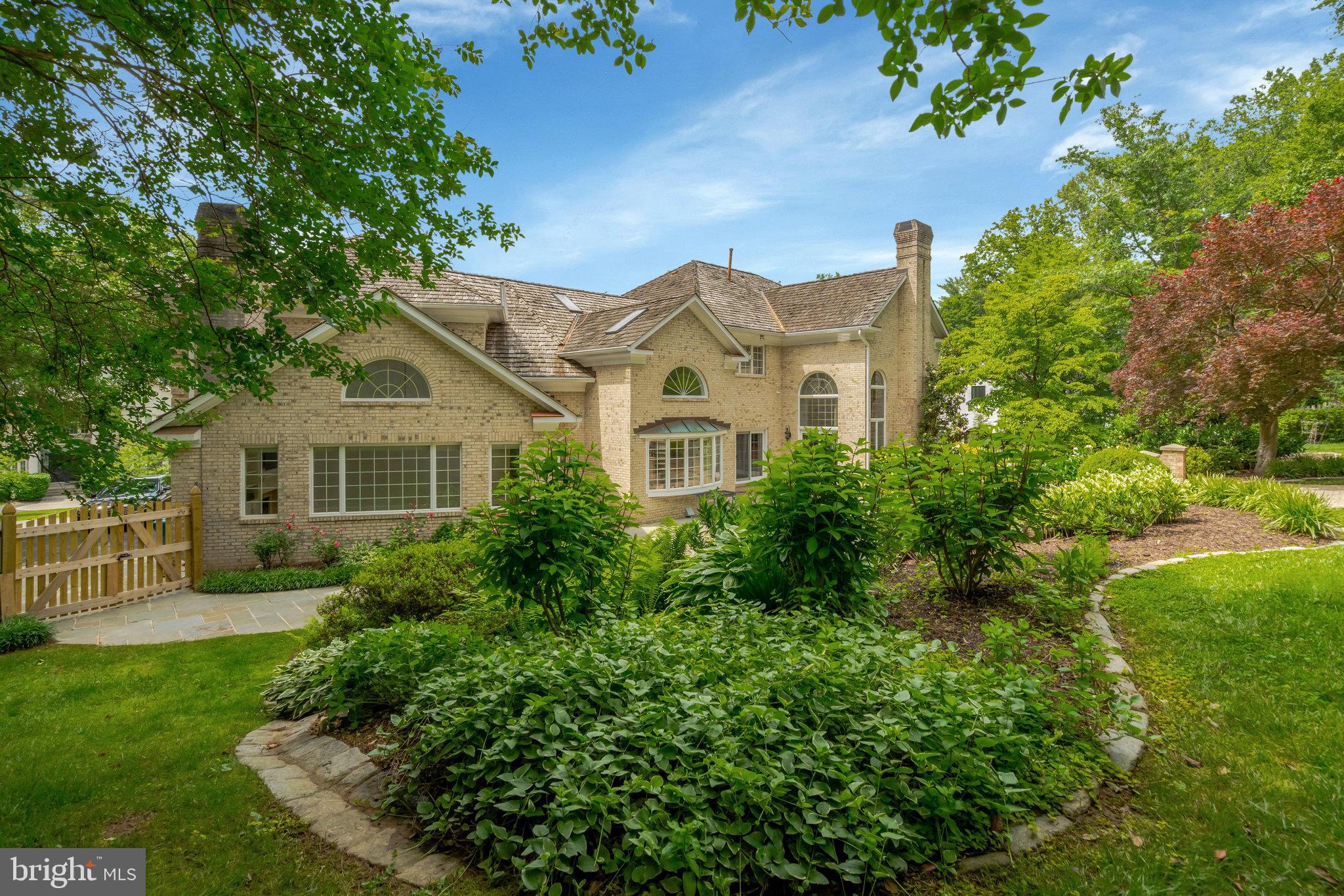 GEORGETOWN PLACE - Residential