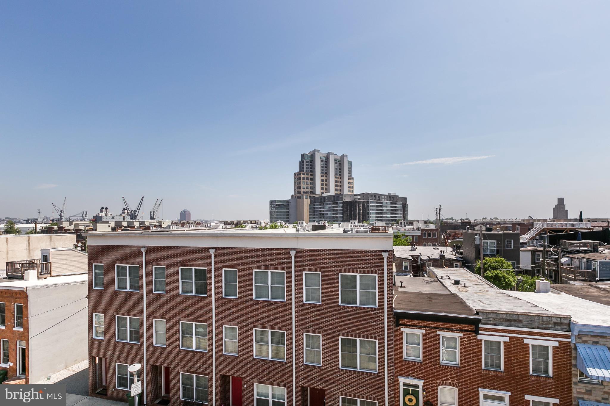 LOCUST POINT - Residential