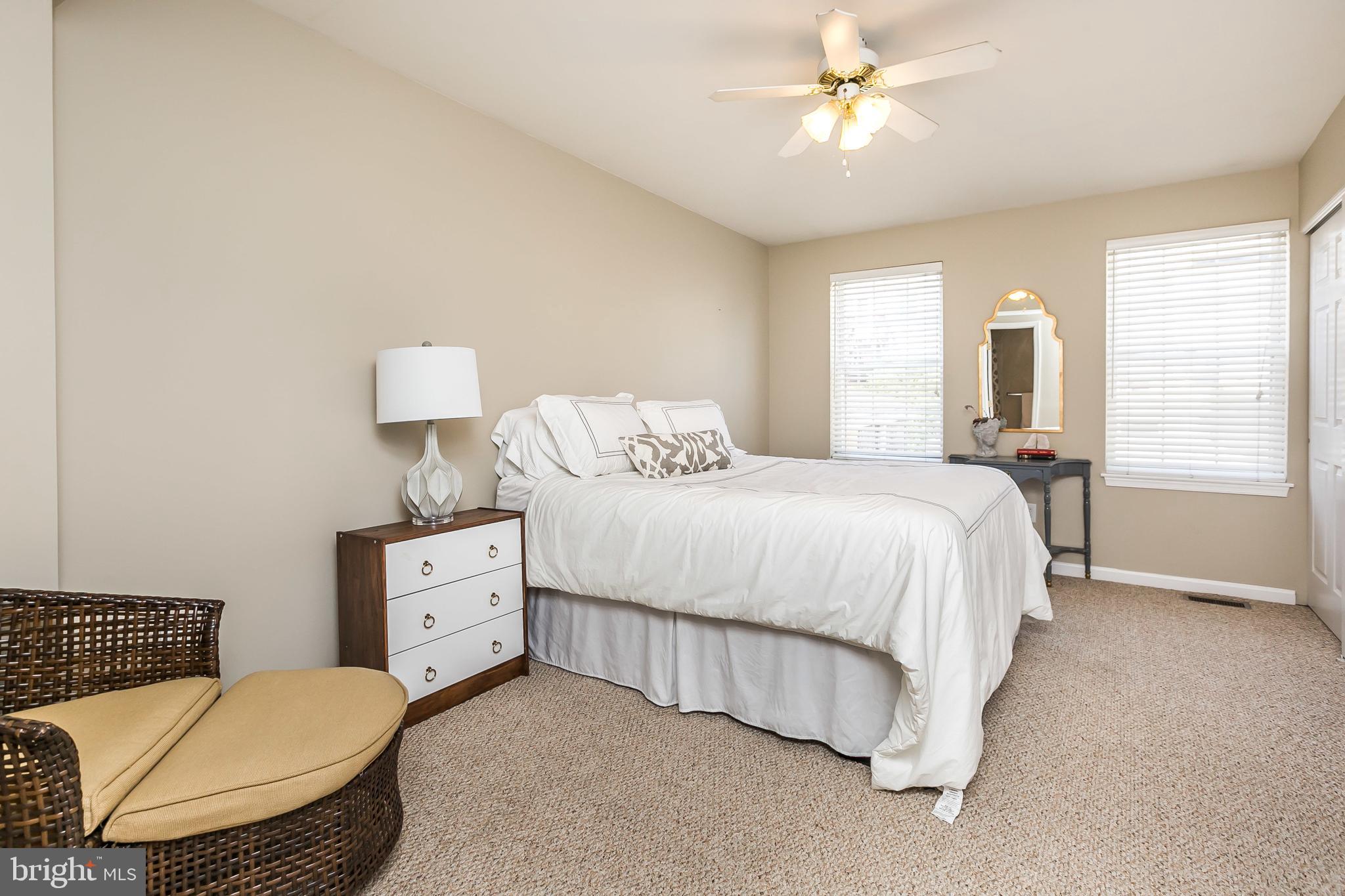 LOCUST POINT - Residential