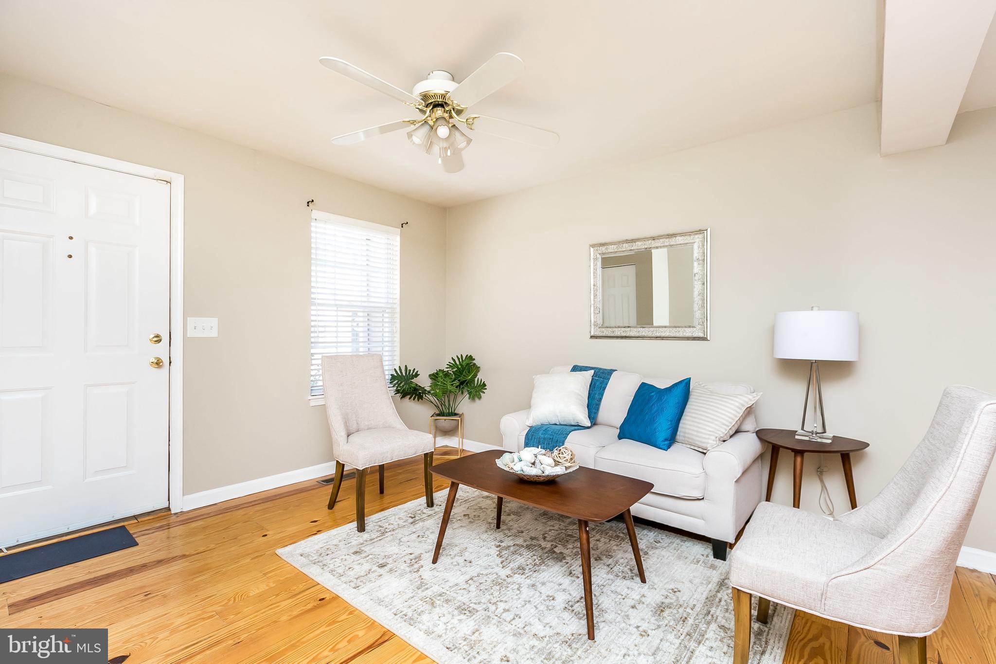 LOCUST POINT - Residential