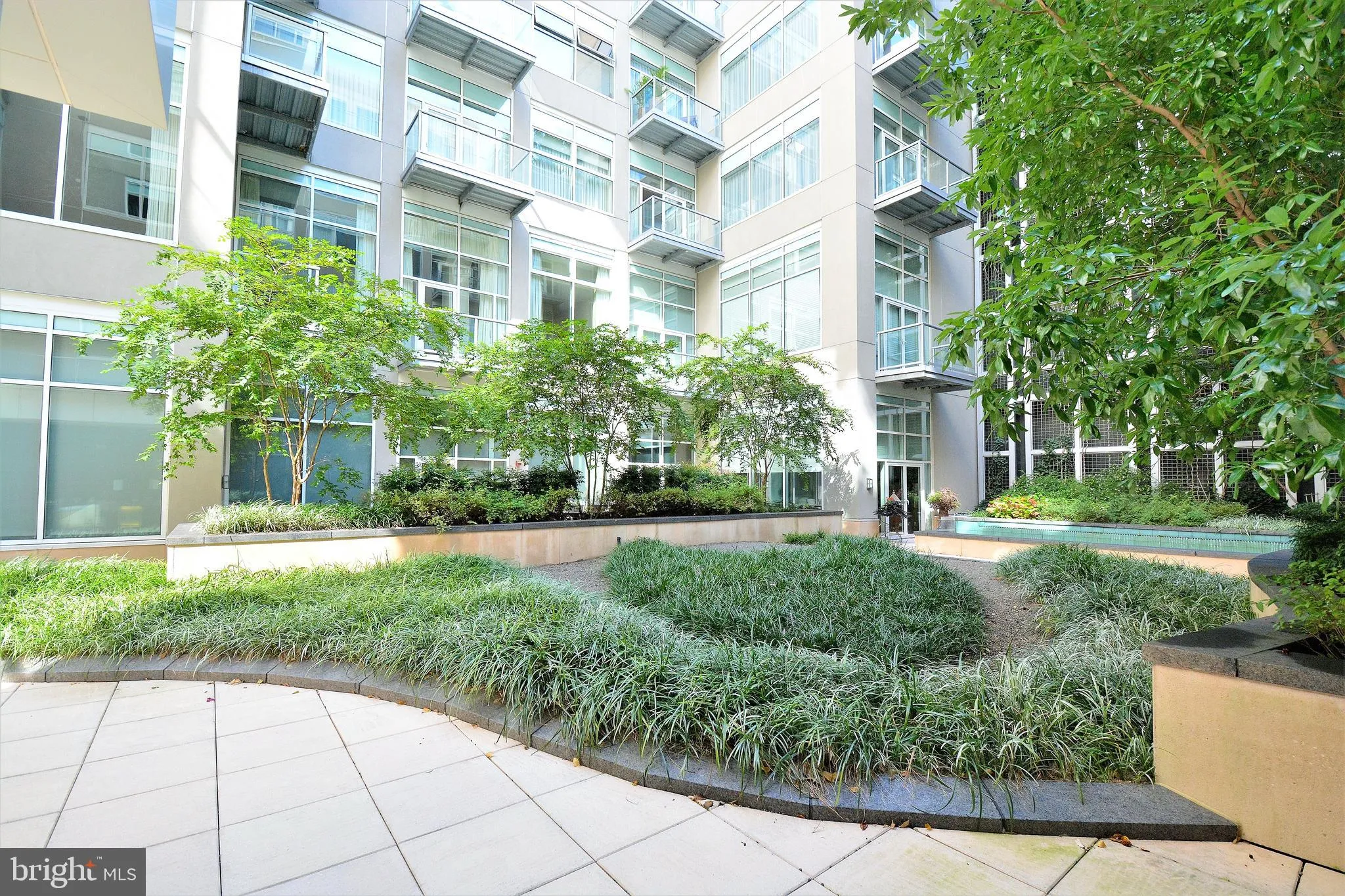 Philadelphia, Pennsylvania 19103, United States, 1 Bedroom Bedrooms, ,1 BathroomBathrooms,Residential,Pending,129283