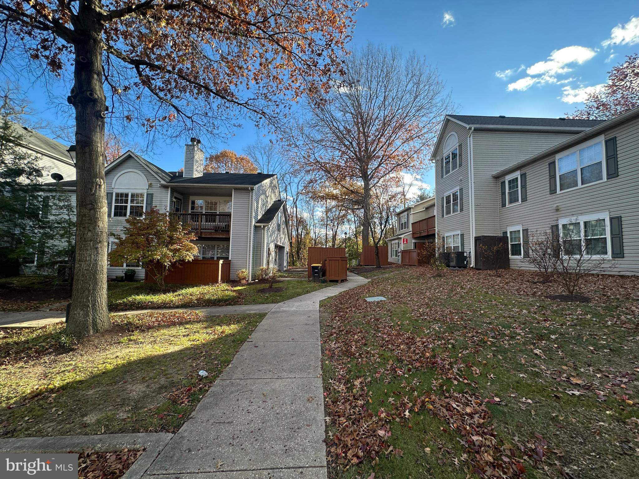 GLENSFORD CONDO - Residential Lease