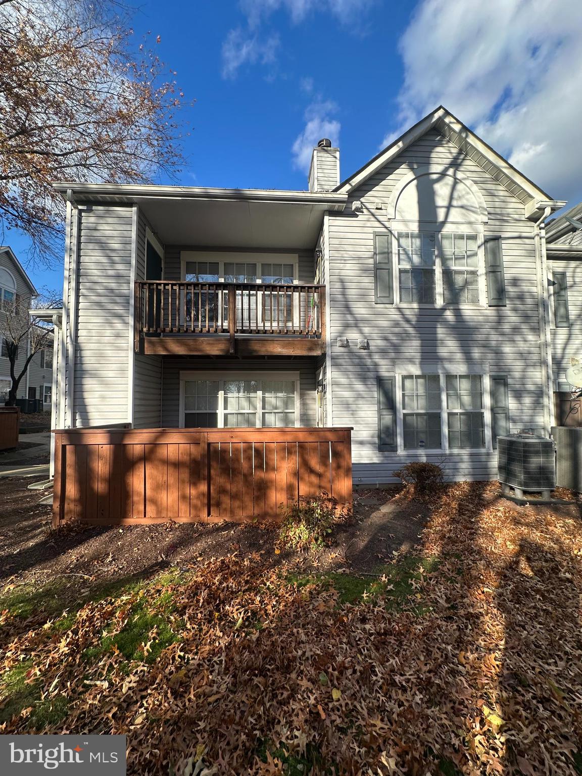 GLENSFORD CONDO - Residential Lease