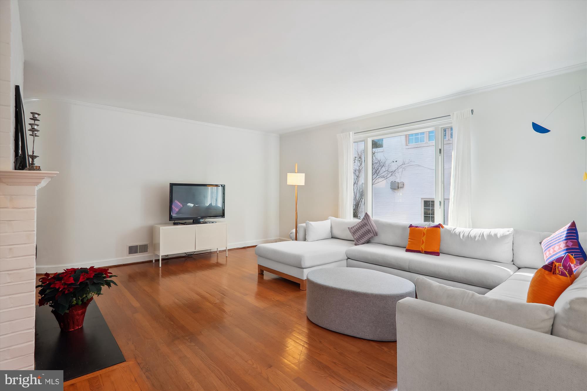 SOMERSET HEIGHTS - Residential Lease