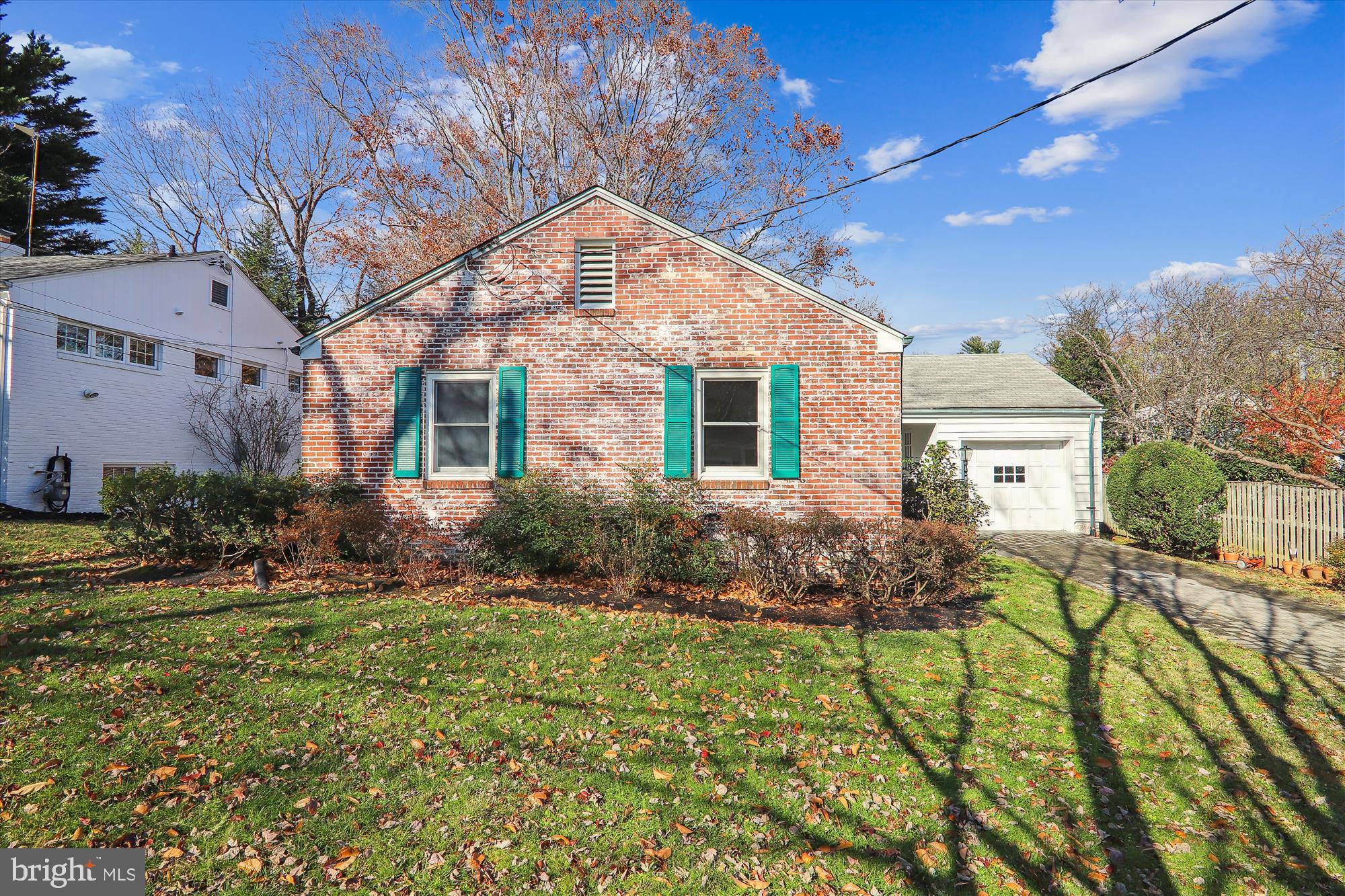 SOMERSET HEIGHTS - Residential Lease