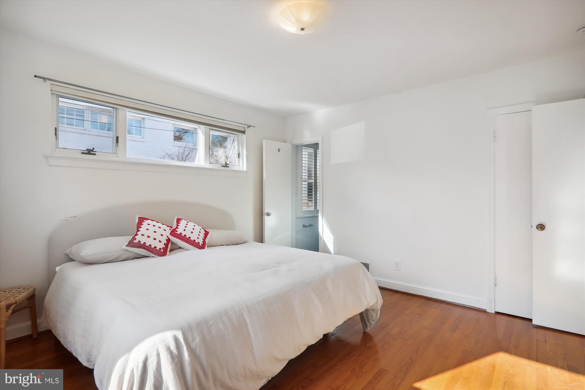 SOMERSET HEIGHTS - Residential Lease