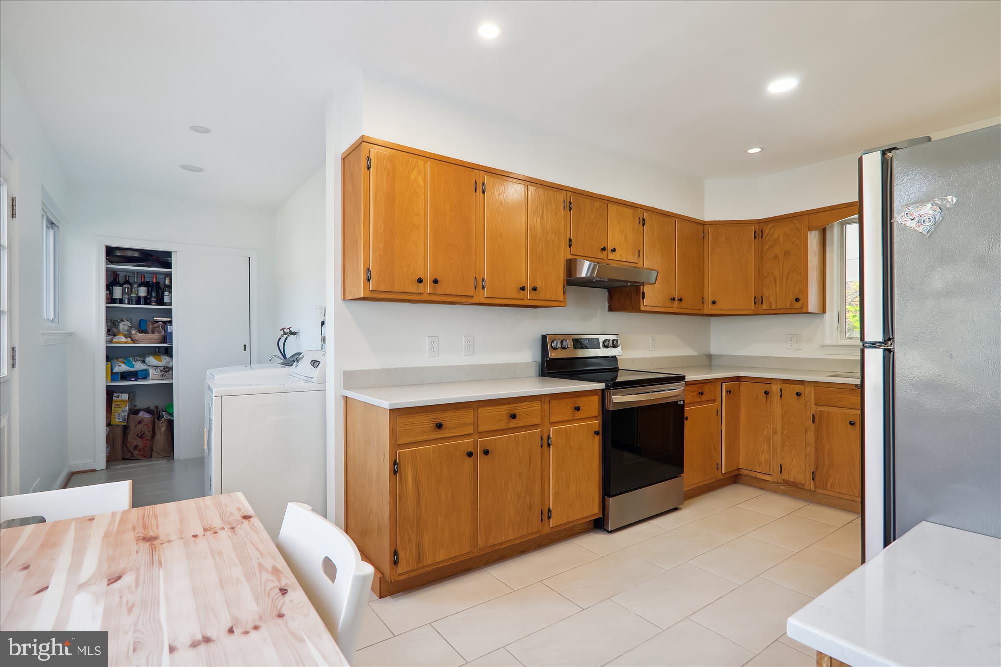 SOMERSET HEIGHTS - Residential Lease