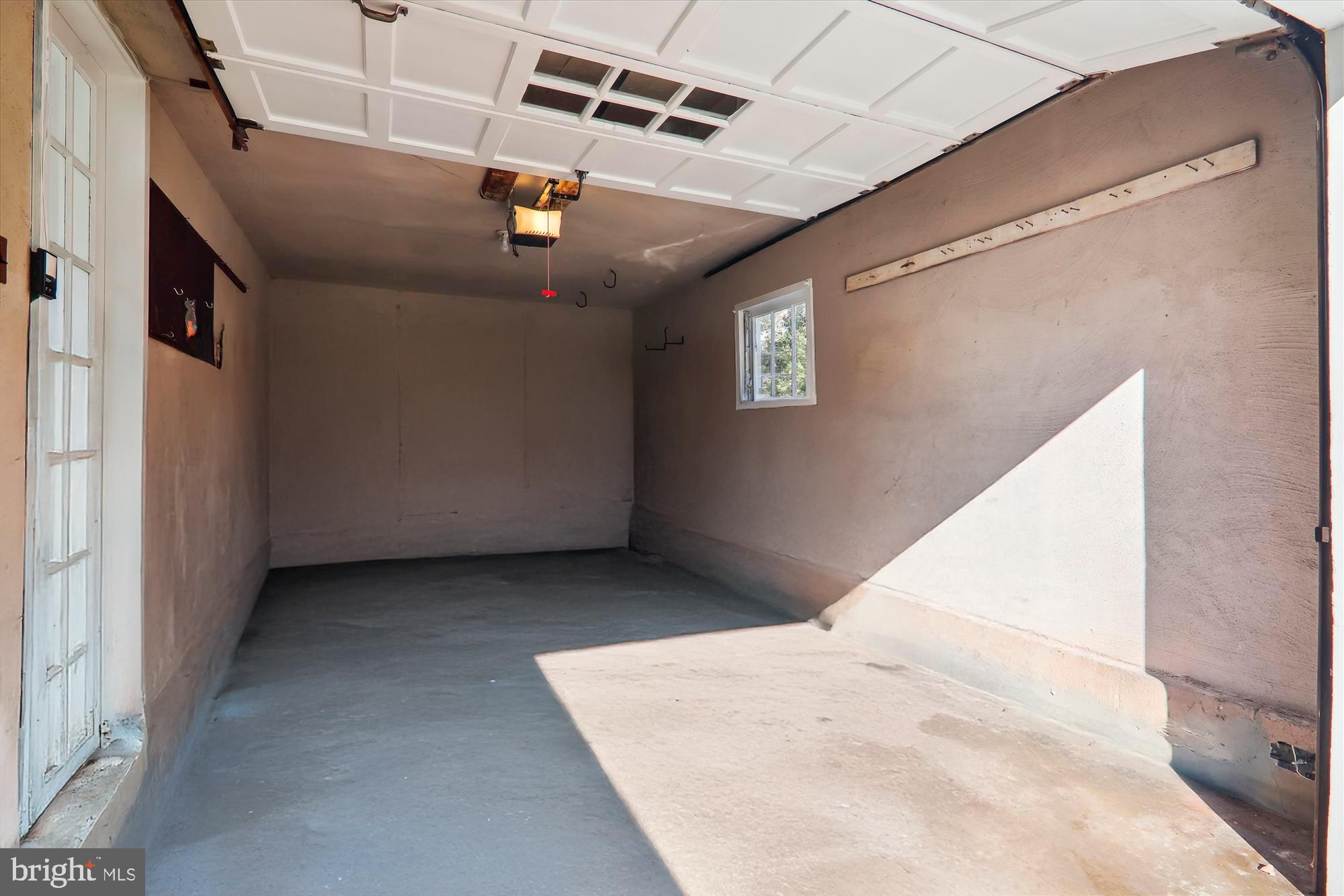 SOMERSET HEIGHTS - Residential Lease